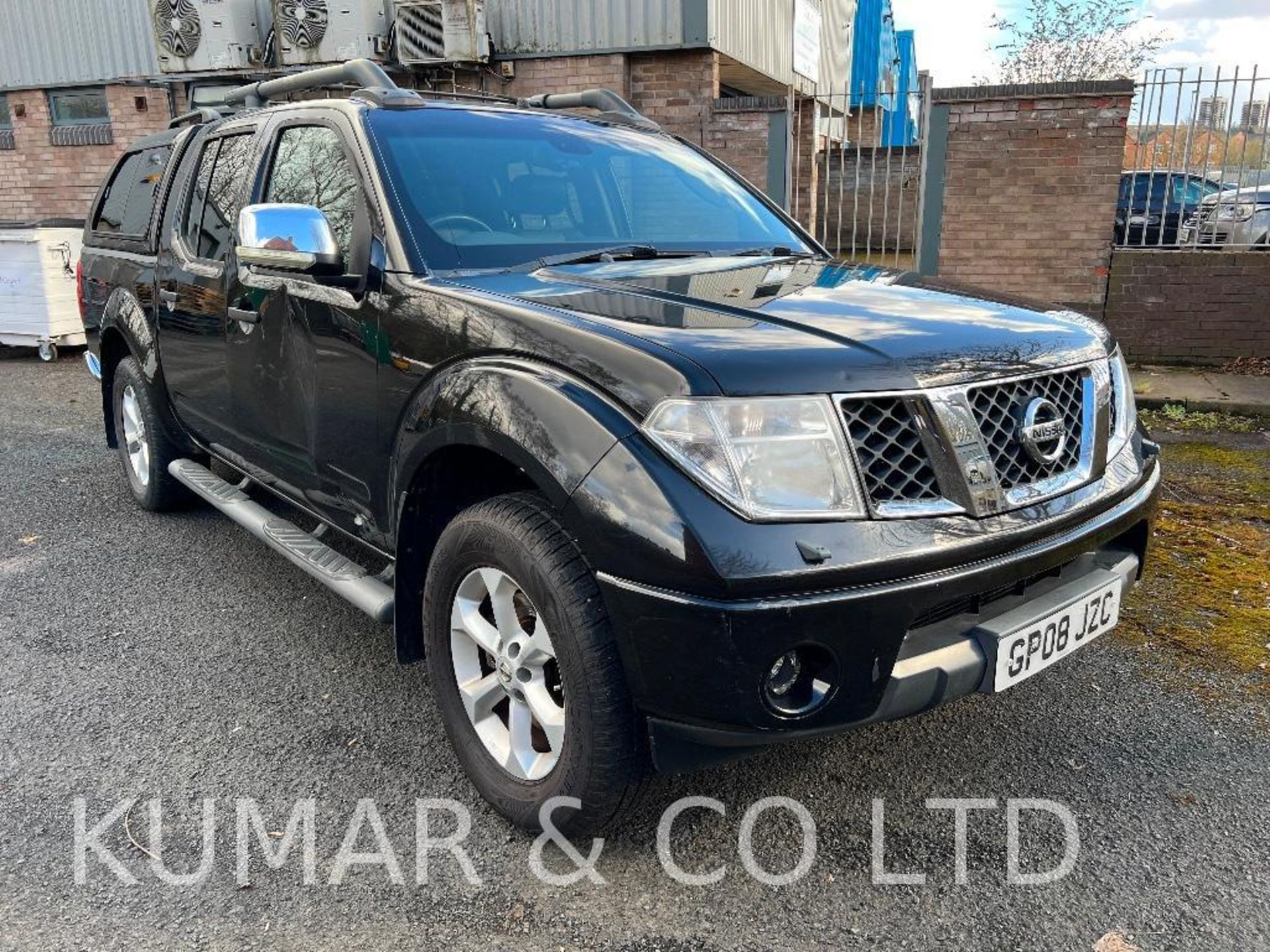 2008/08 Nissan Navara Long Way Down 2.5 DCI 5 Speed Auto Pick-Up Truck - Image 3 of 44