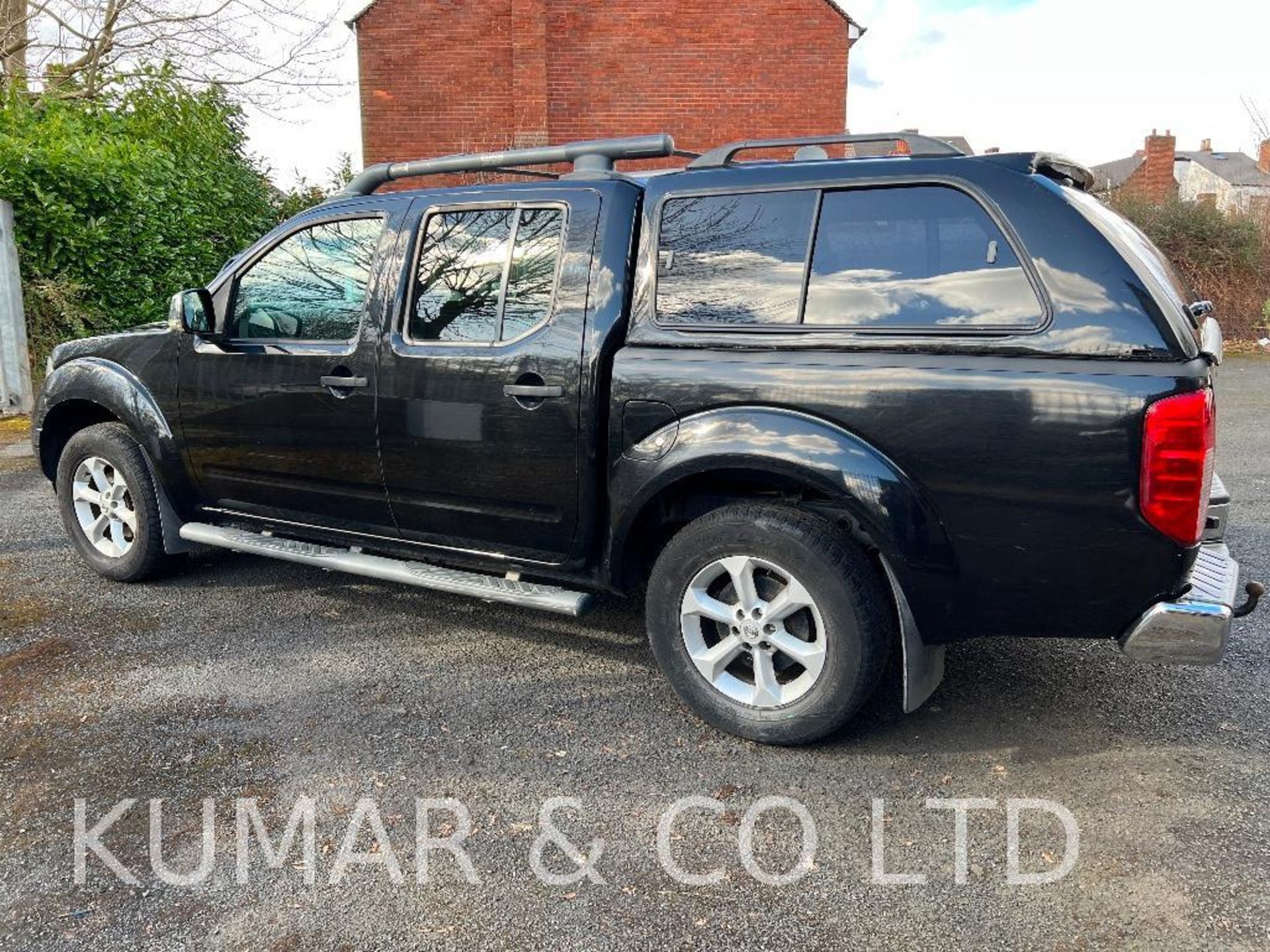 2008/08 Nissan Navara Long Way Down 2.5 DCI 5 Speed Auto Pick-Up Truck - Image 13 of 44