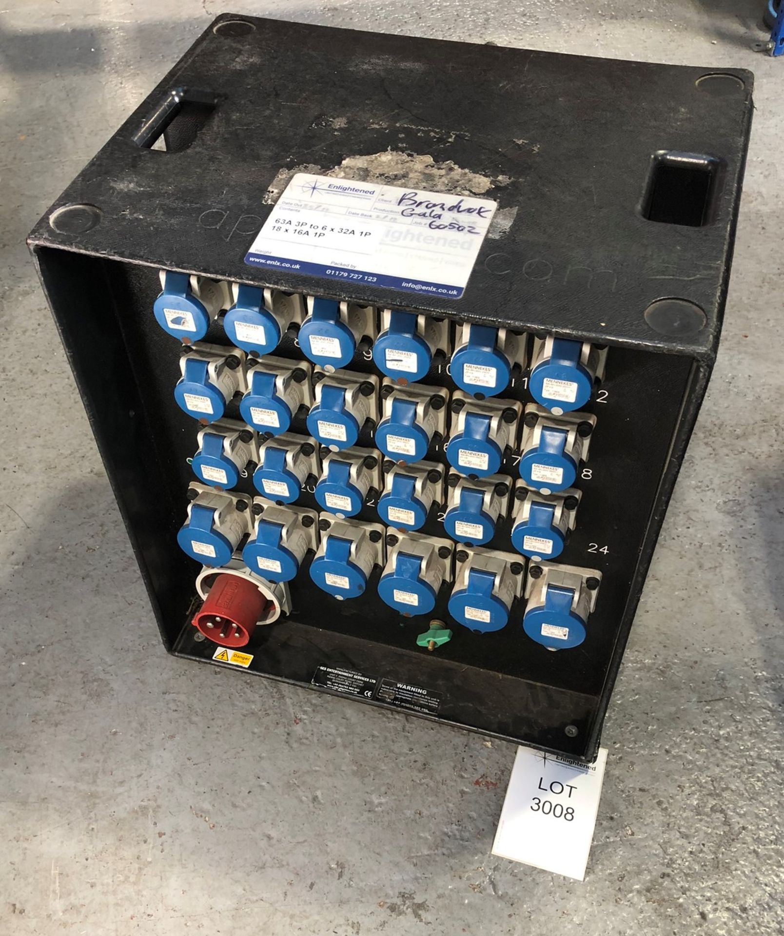 Power Distribution Unit 63a 3Ph to 6x32a 18x16a 1Ph Condition: Ex-Hire Power Distribution Unit 63a 3