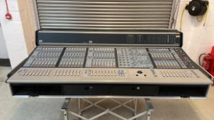 Avid D-Show with stretch. Fully restored by Lee Engineering