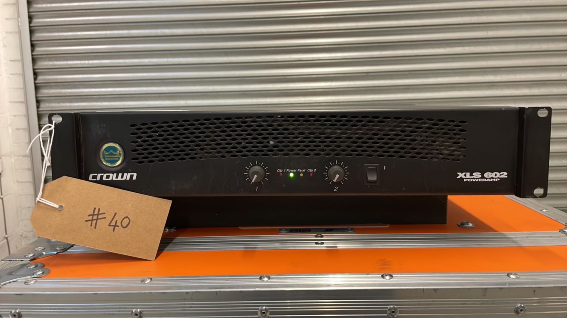 Crown XLS 602 Amplifier