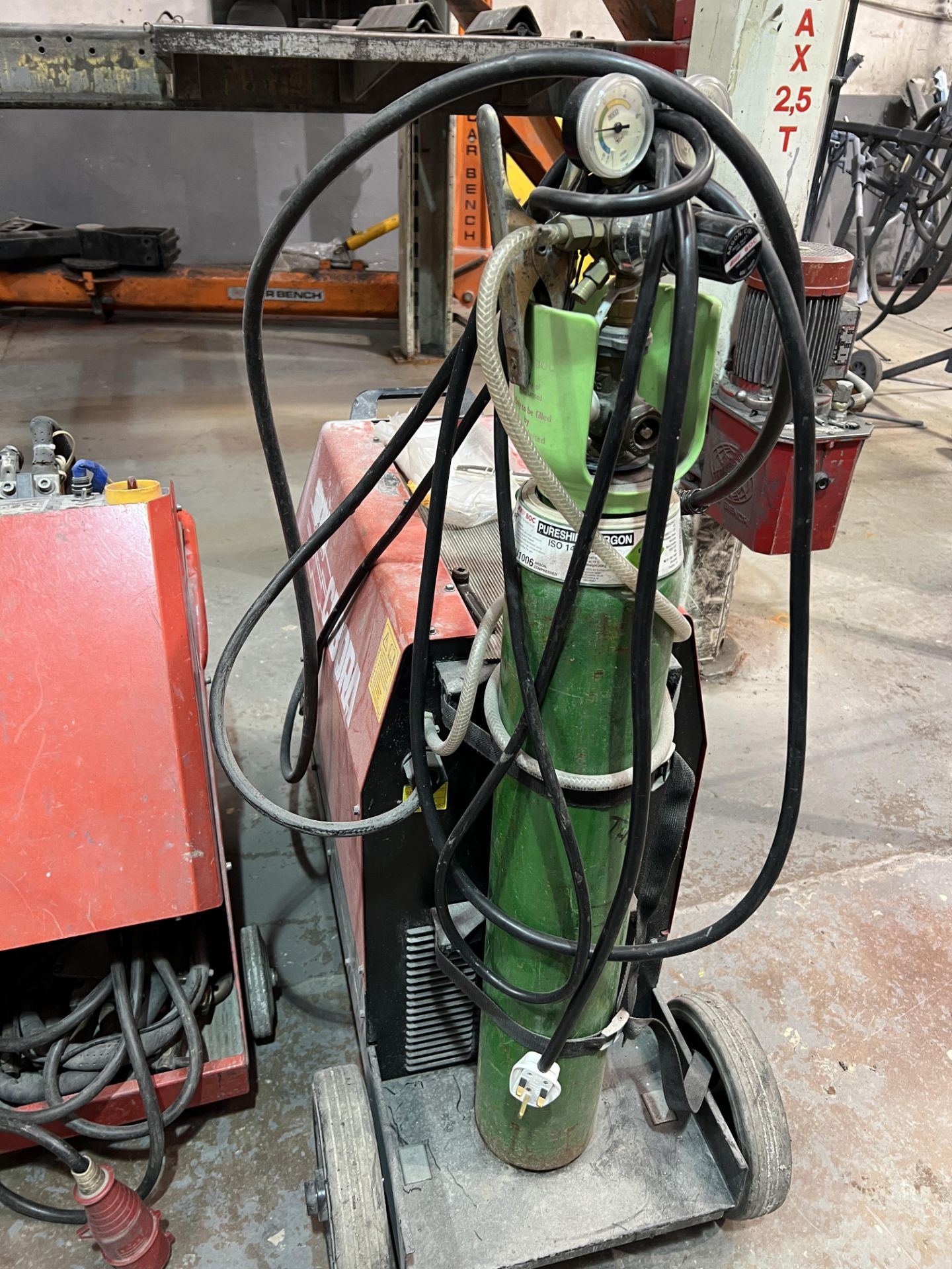 Cebora MIG 2525/M 576 Bravor Synergic Wheeled Mig Welder, Serial No: 60974-1. Please Note: The Gas - Image 8 of 9