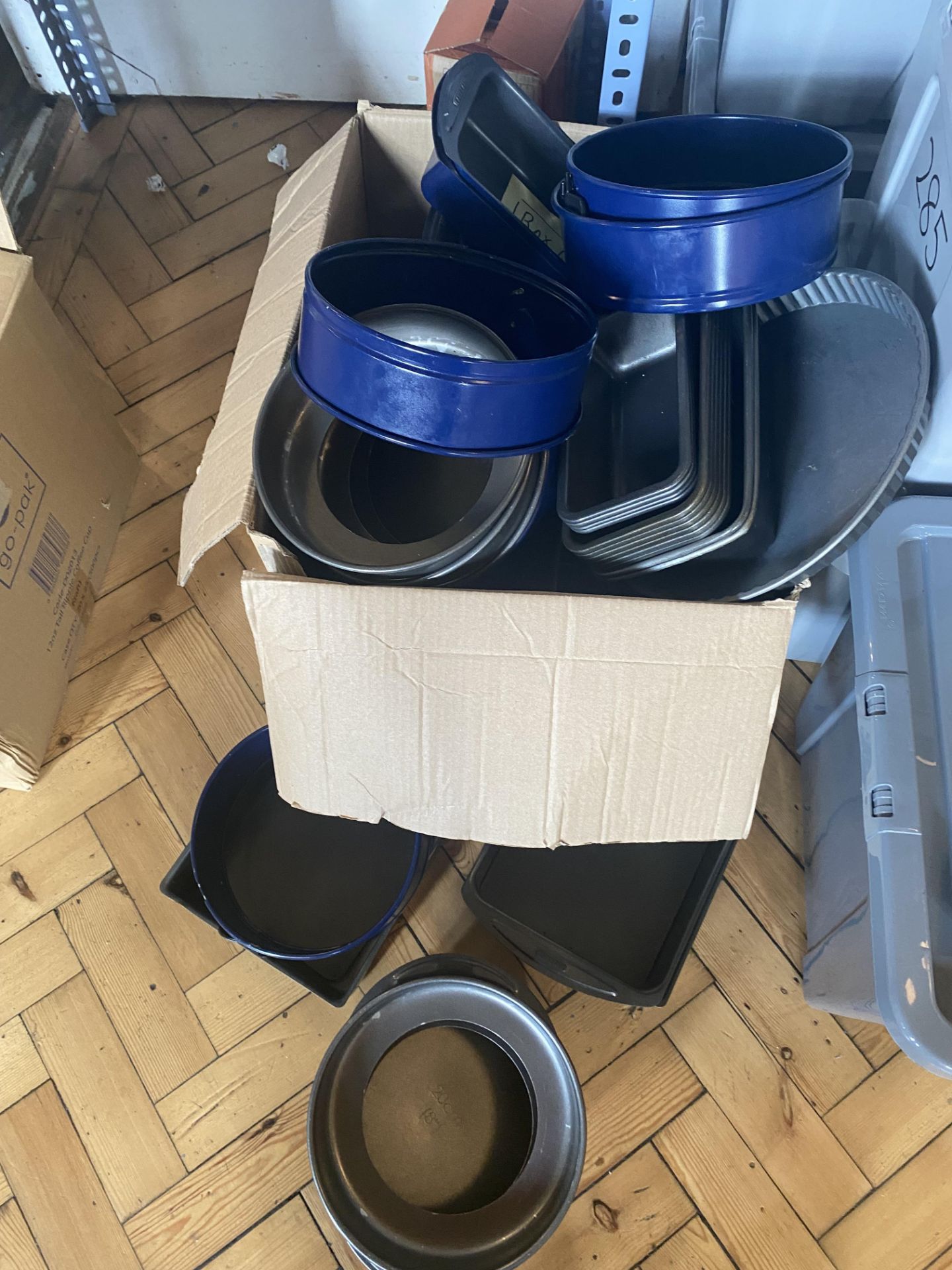 Assorted Box of Bake Ware to Include Baking Tins and Baking Rings. Please Note - This lot is located