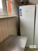 Bosch Upright Freezer. Please Note - This lot is located at Hengata Restaurant, 106 High Street,