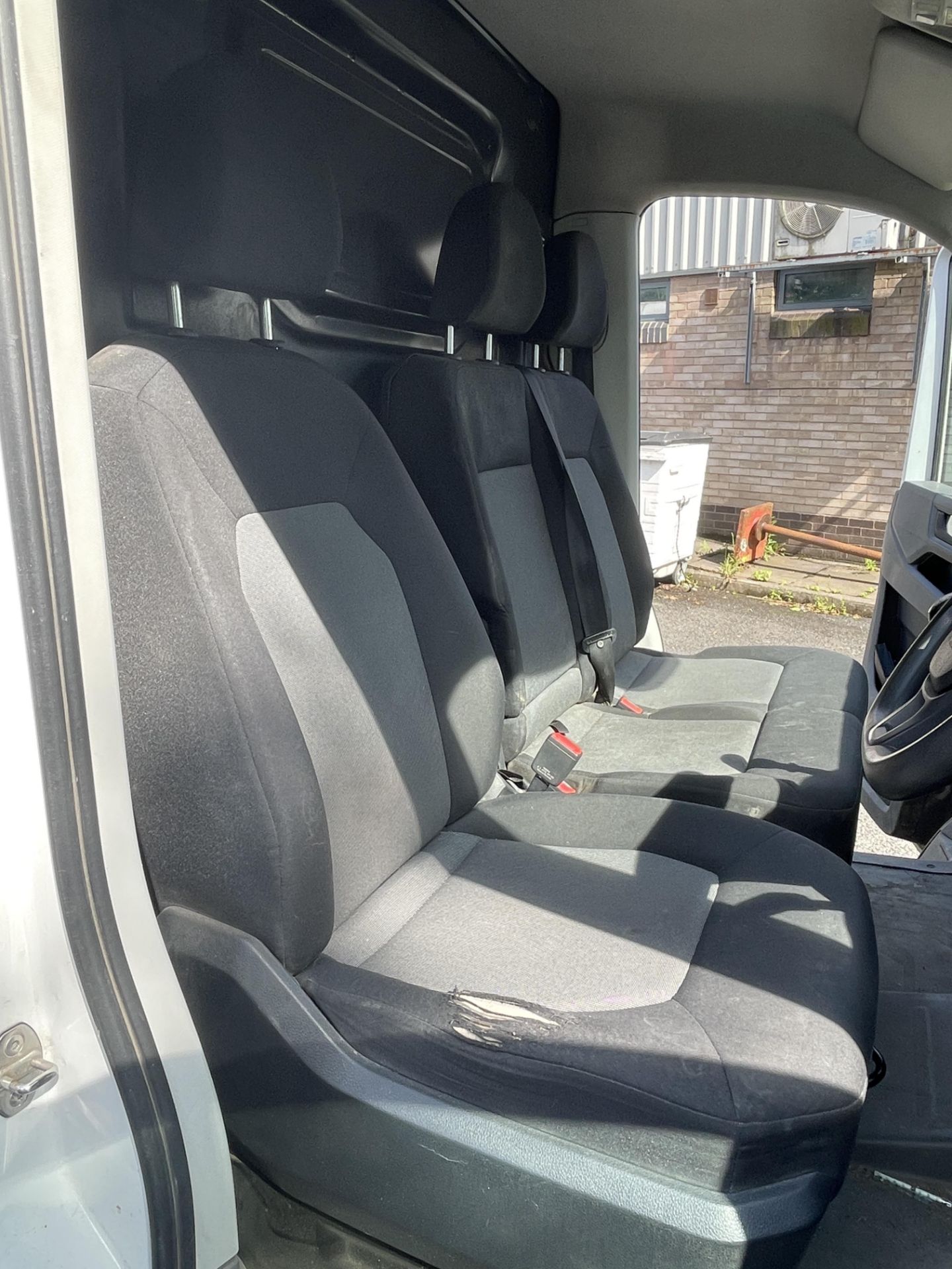 2020 - VW Crafter CR30 Startline Tdi - Bild 35 aus 42