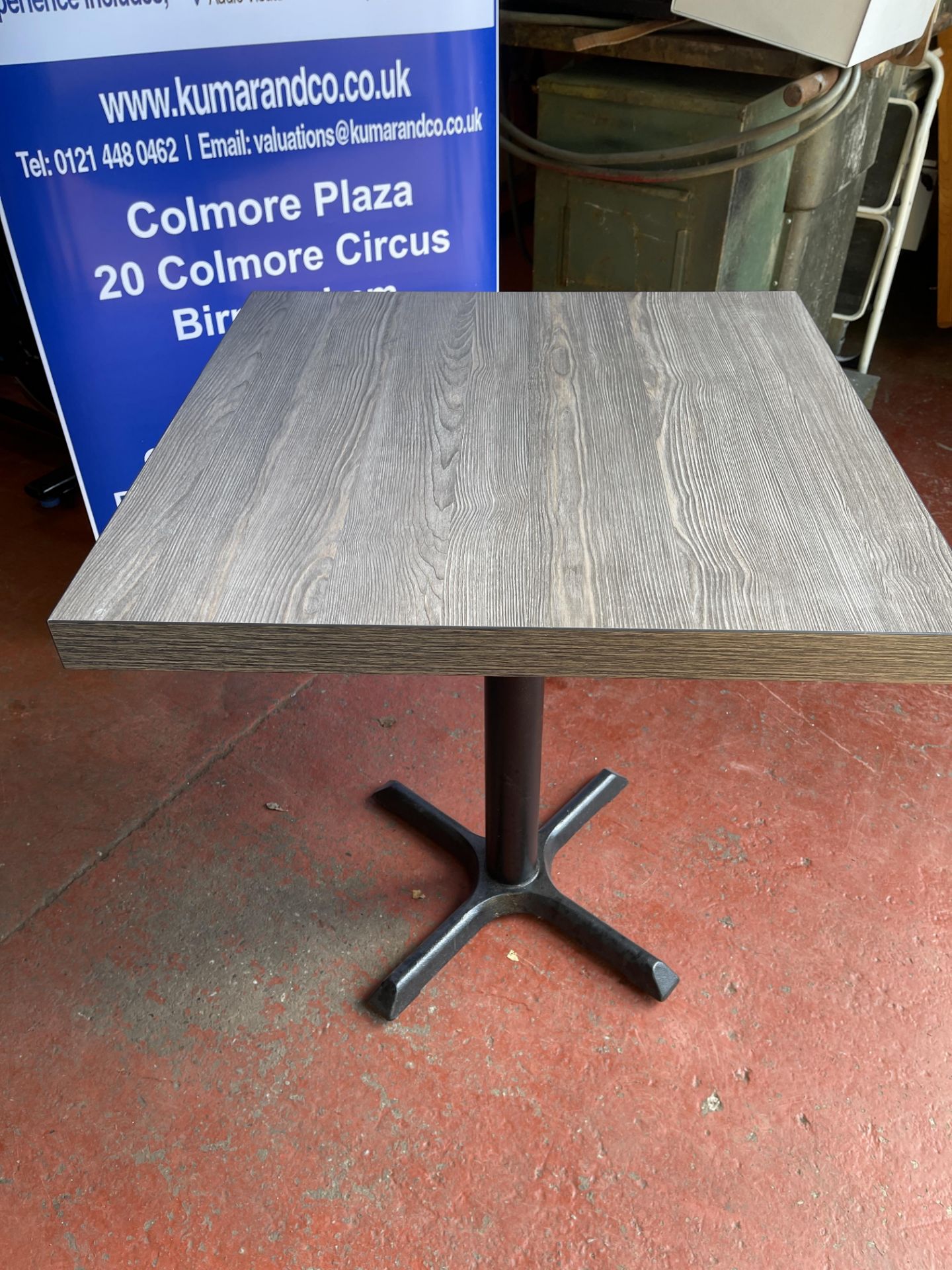 1: Bistro Table for Indoor or Outdoor Use. Located at Unit 1 Walsall WS2 8AU. Collection to be - Bild 4 aus 5