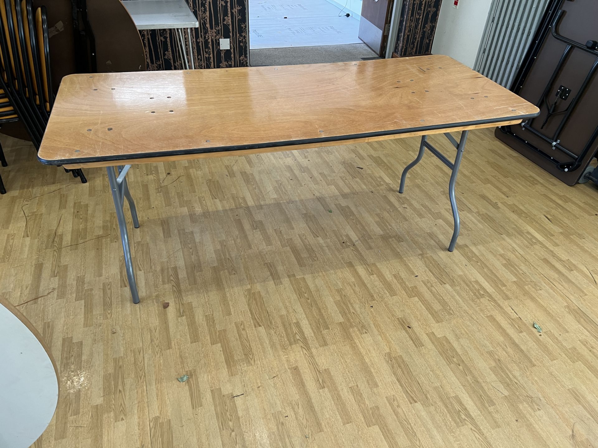 2: Folding Tables - Please note this Lot is located at Hyde Home Farm, The Hyde, Luton, LU2 9PS. - Image 4 of 15