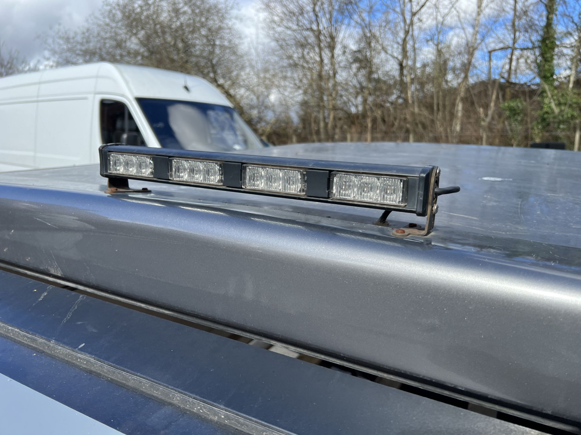 Truckman Classic Hardtop for Land Rover Defender 130, with Exterior and Interior Lighting as - Bild 17 aus 26