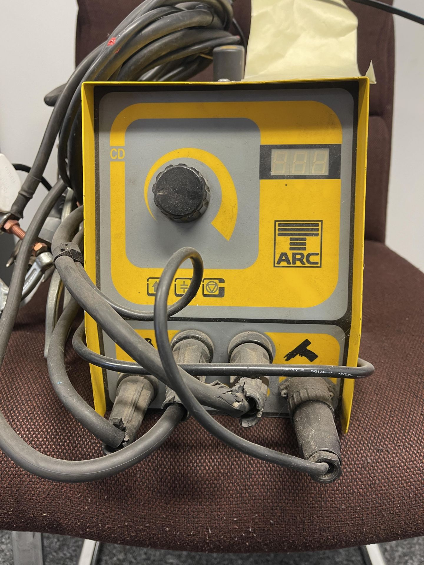 Studfast 66/1 T-Arc Stud Welder, Serial No: 200/2396/04. Located at Unit 1 Walsall WS2 8AU. - Image 4 of 13