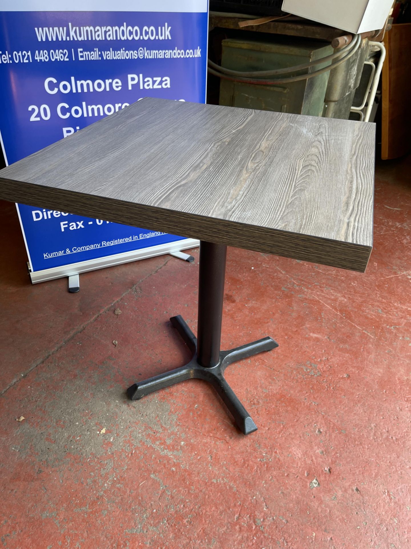 1: Bistro Table for Indoor or Outdoor Use. Located at Unit 1 Walsall WS2 8AU. Collection to be - Bild 3 aus 5