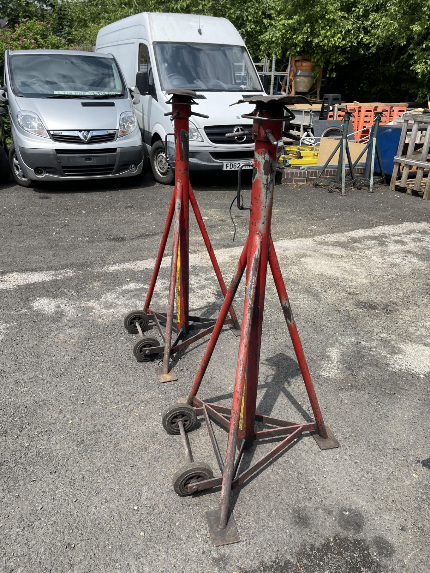 Somers Heavy Duty Wheeled High Lift Axle Stands - Image 2 of 10