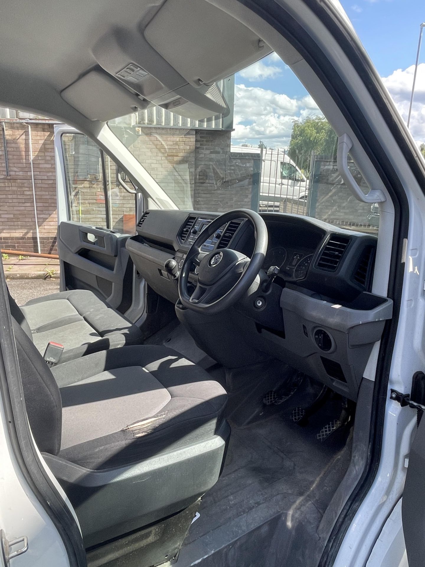 2020 - VW Crafter CR30 Startline Tdi - Bild 30 aus 42