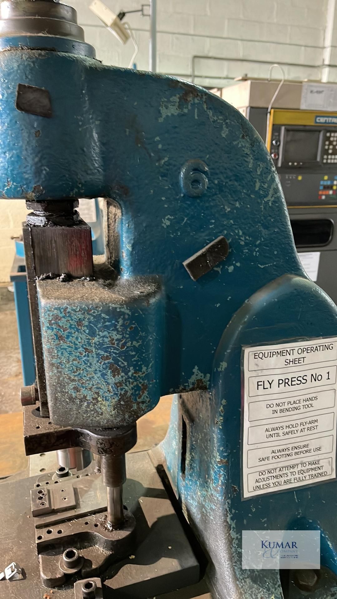 The Denbigh No.6 Large Capacity Flypress with Heavy Duty Stand and Fixing Jigs - Please Note this - Image 5 of 8