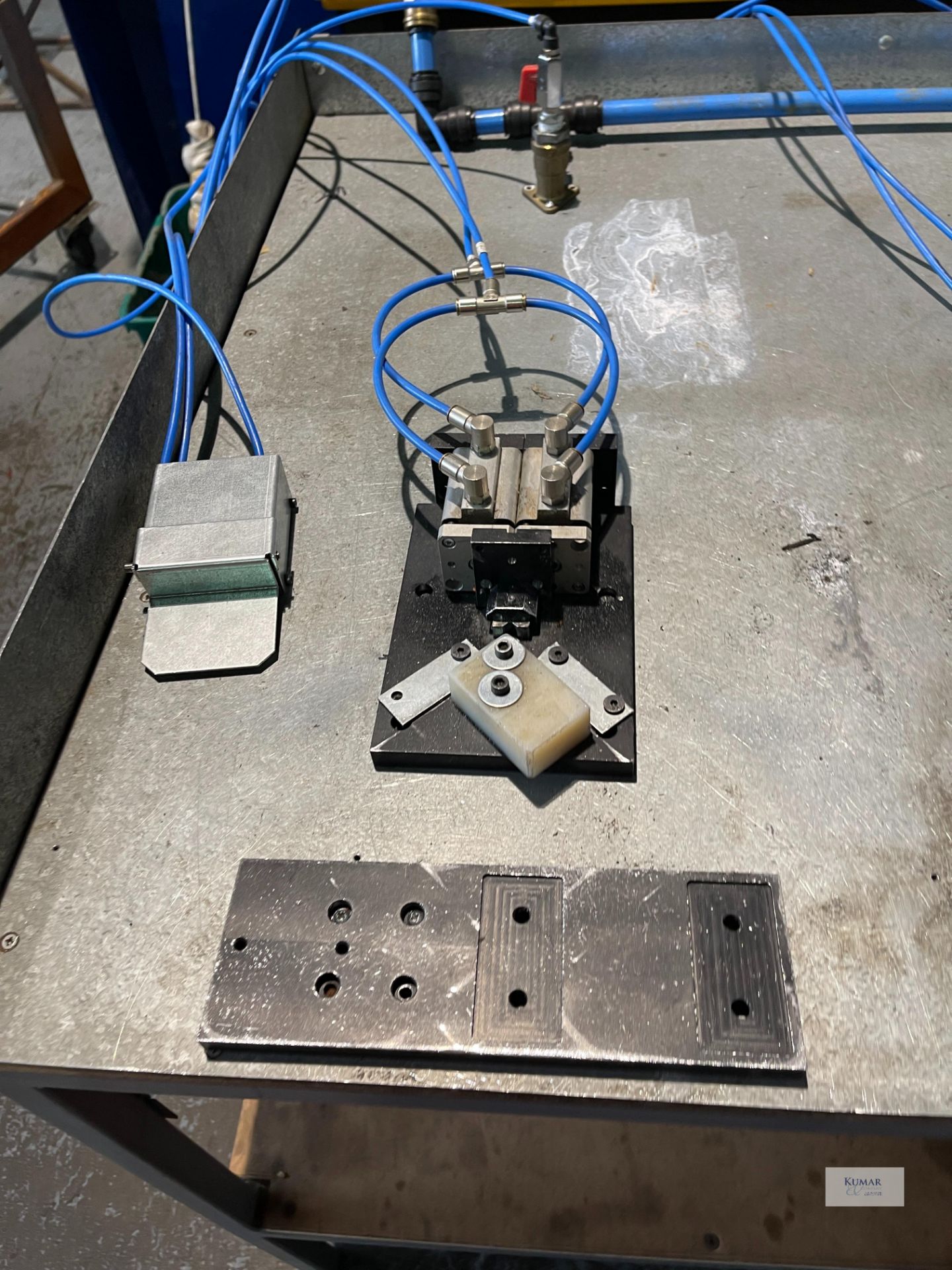 Test Rig Table Comprising - Square Tube Metal Framed Welded Mild Steel Work Bench Fitted with - Image 4 of 16