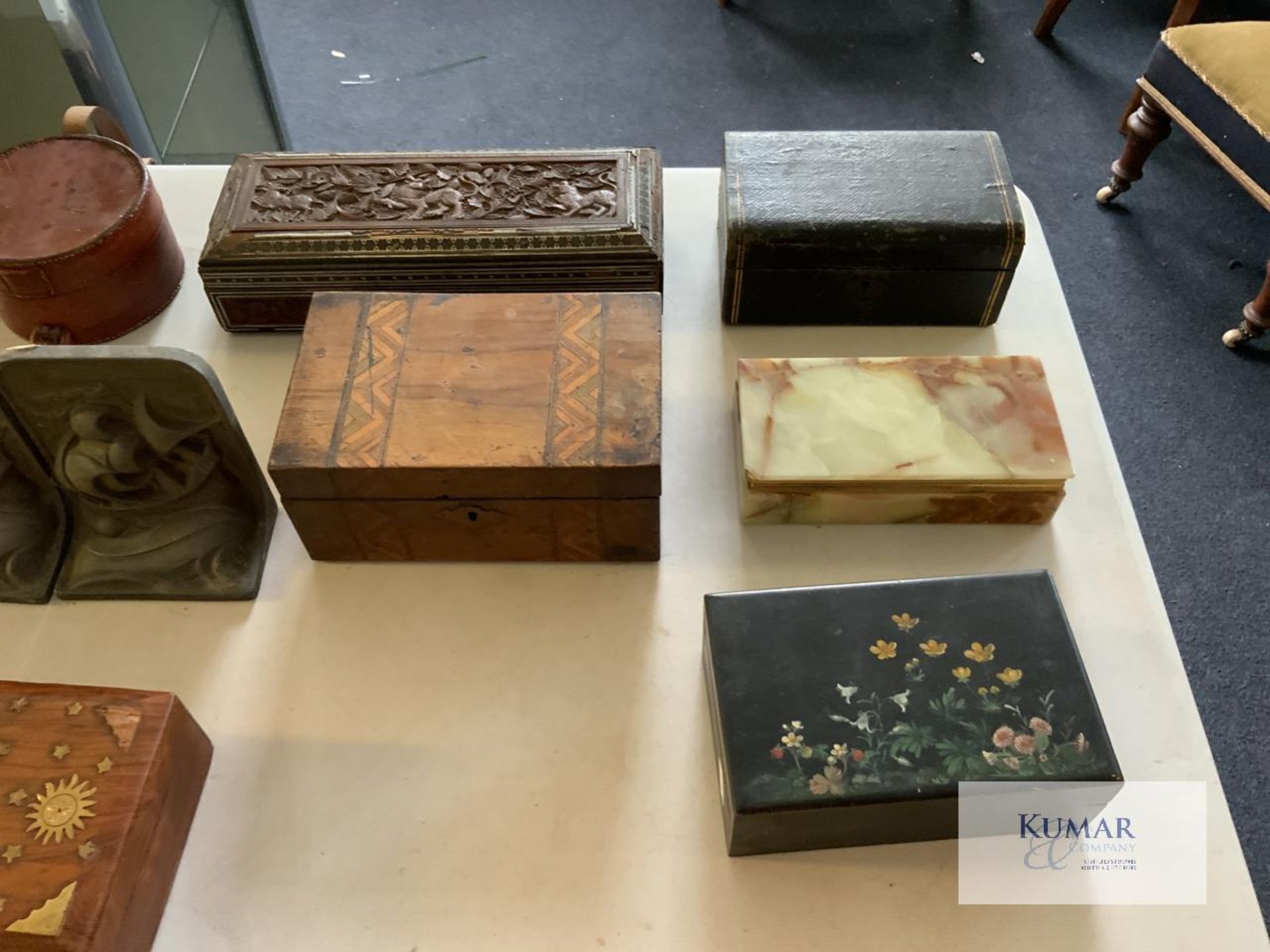 Mixed Lot of Jewellery Boxes and Accessories as shown - Image 2 of 13