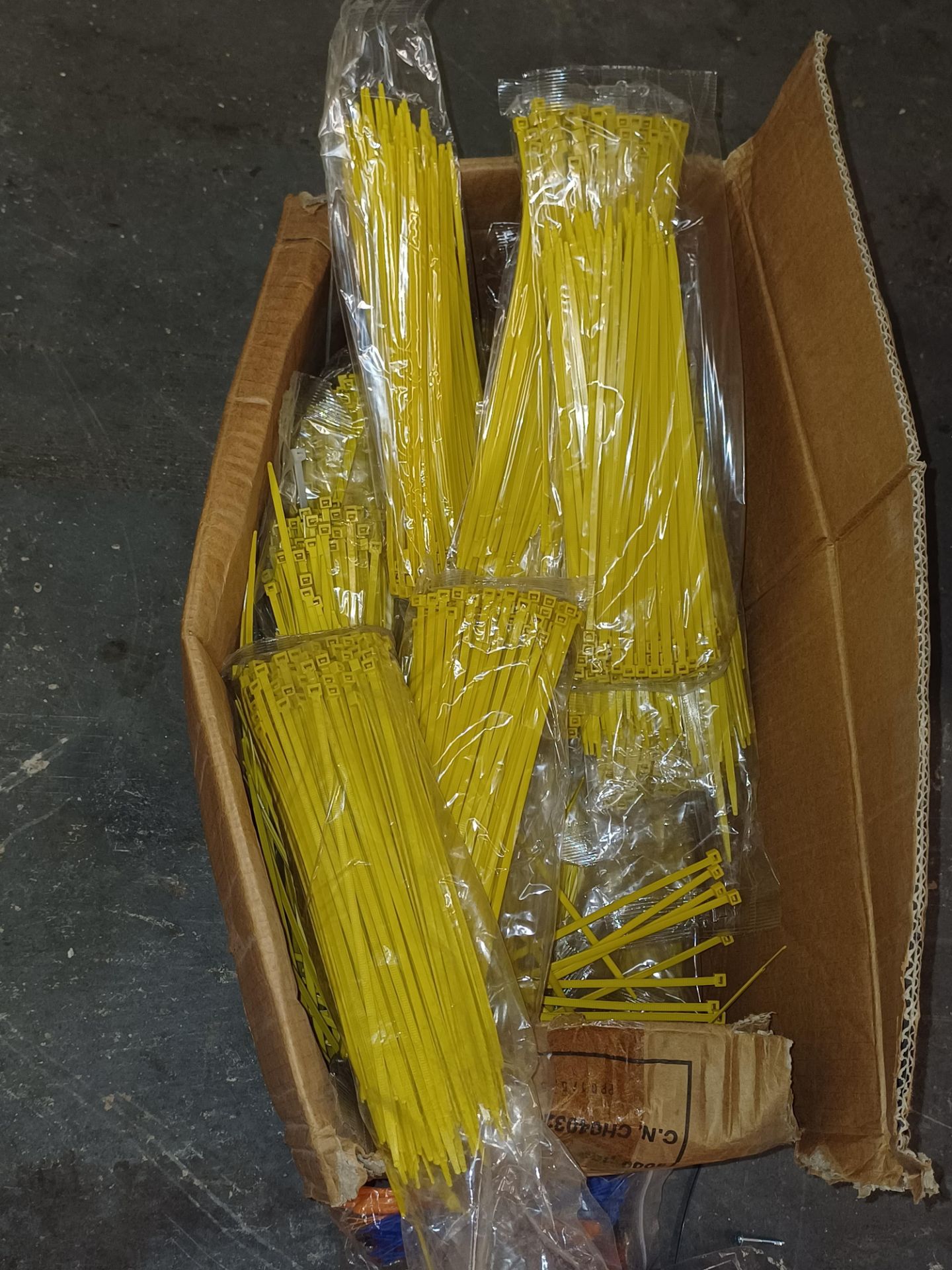 Assorted Cable Ties (Various Sizes) - Image 2 of 4