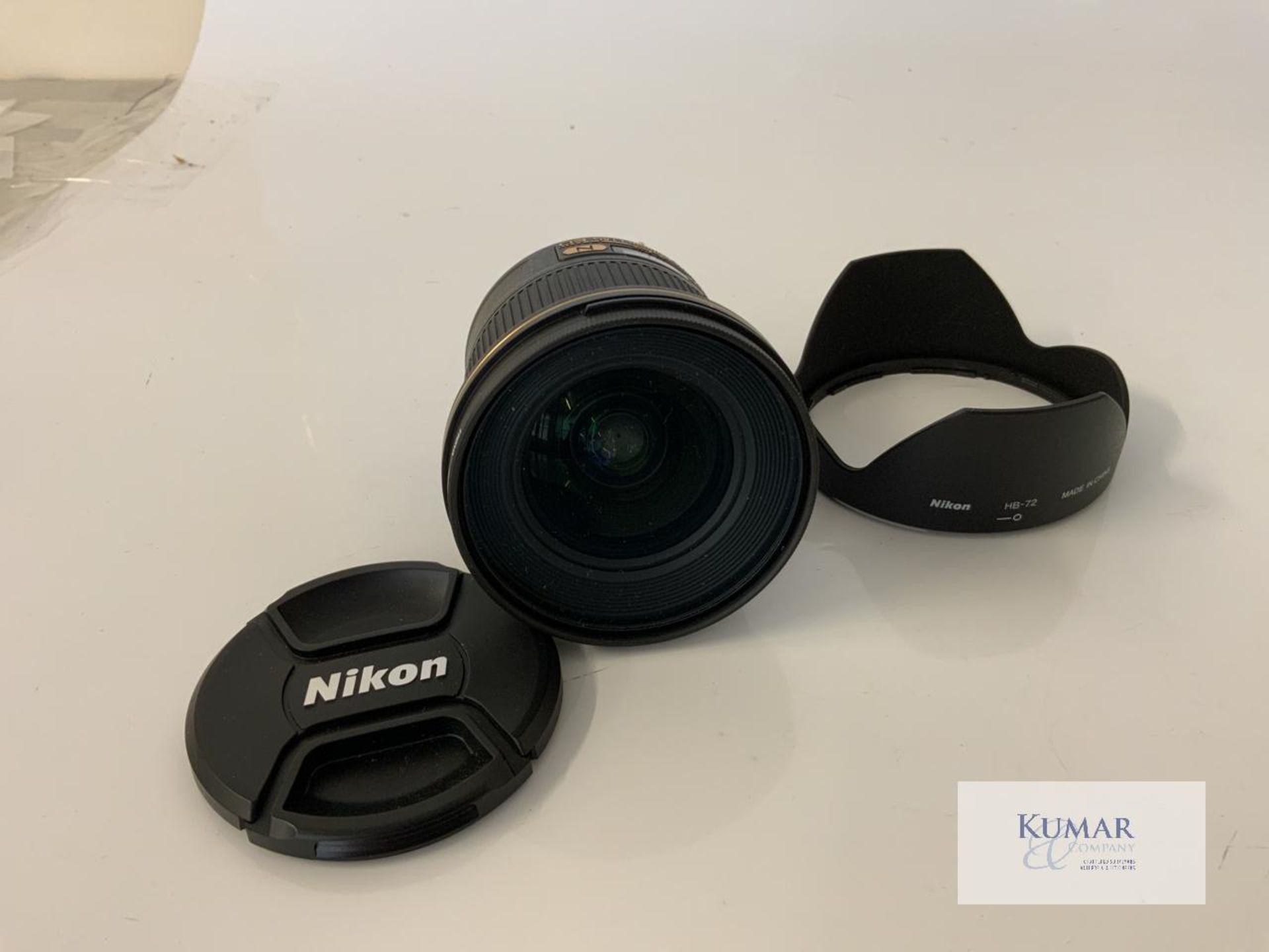 Nikon AF-S Nikkor 20mm 1:1.8G ED Zoom Lens with Nikon HB 72 Lens Hood & Carry Case - Image 7 of 10