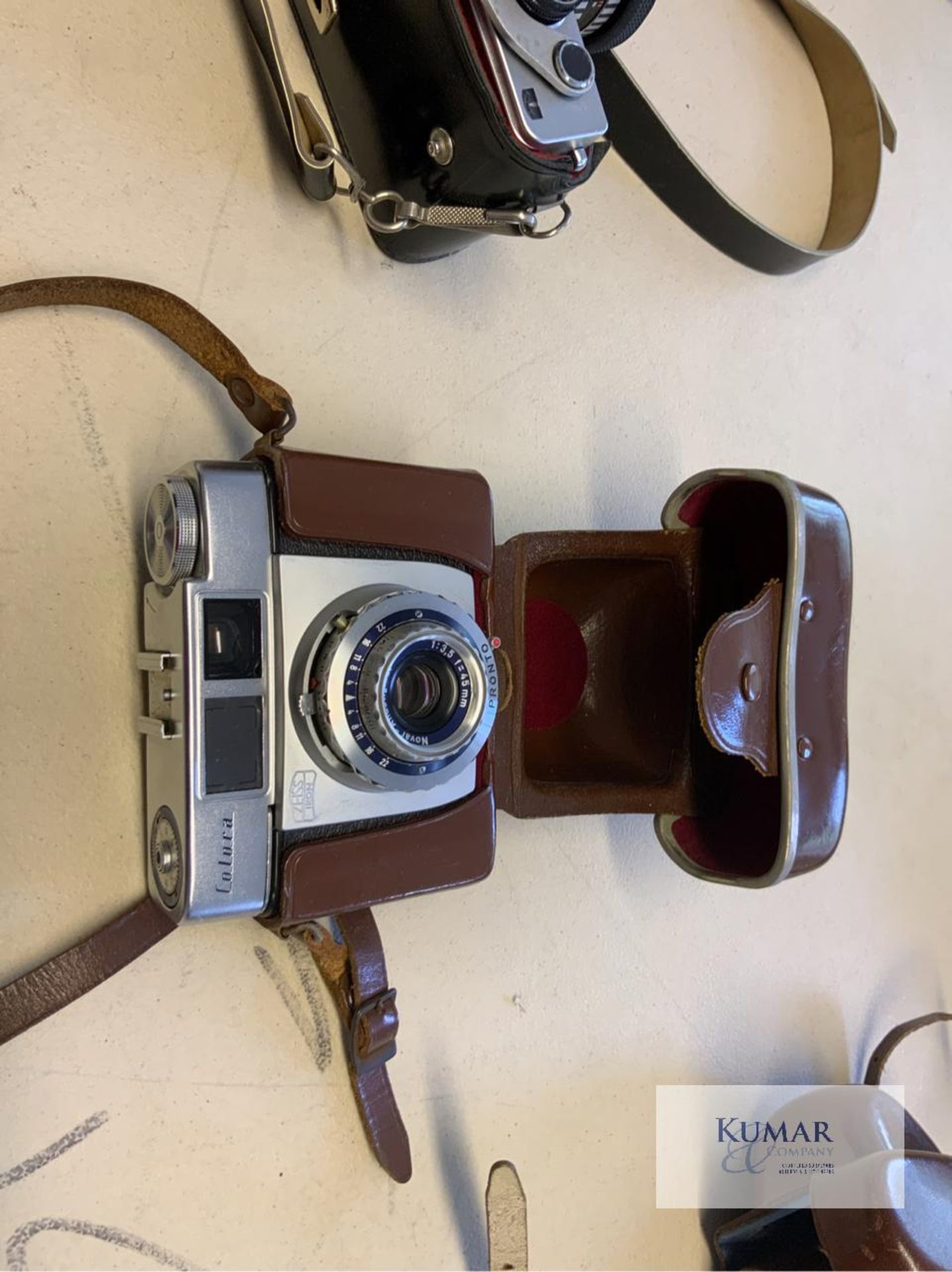 Mixed Lot of Vintage Cameras and Telescope Including; Canon EOS1000F Camera Body, Praktica LTL, - Bild 9 aus 23