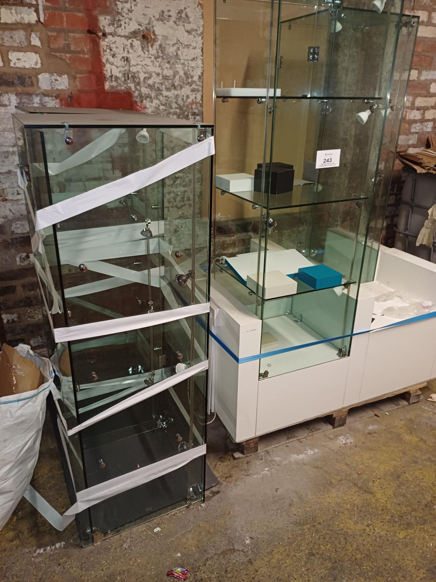4: Glass Cabinets with Stand Displays - Image 5 of 5