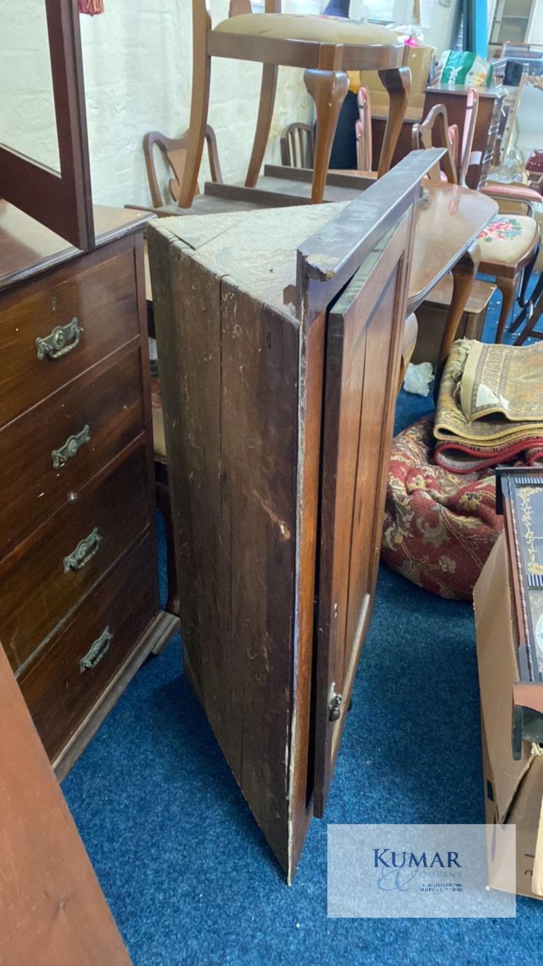 Wooden Side Cabinet with Corner Hanging Cabinet. - Image 5 of 7