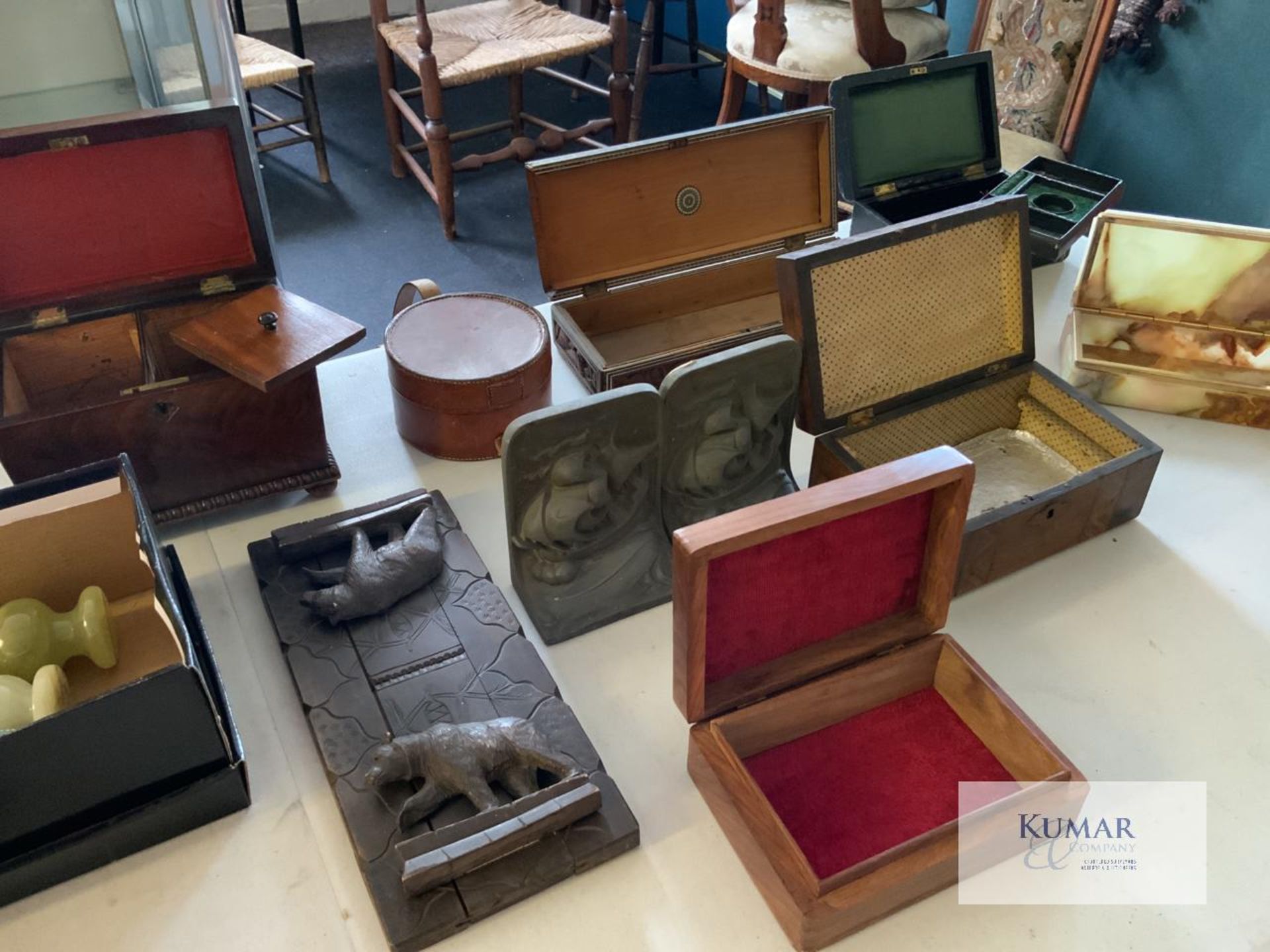 Mixed Lot of Jewellery Boxes and Accessories as shown - Image 10 of 13