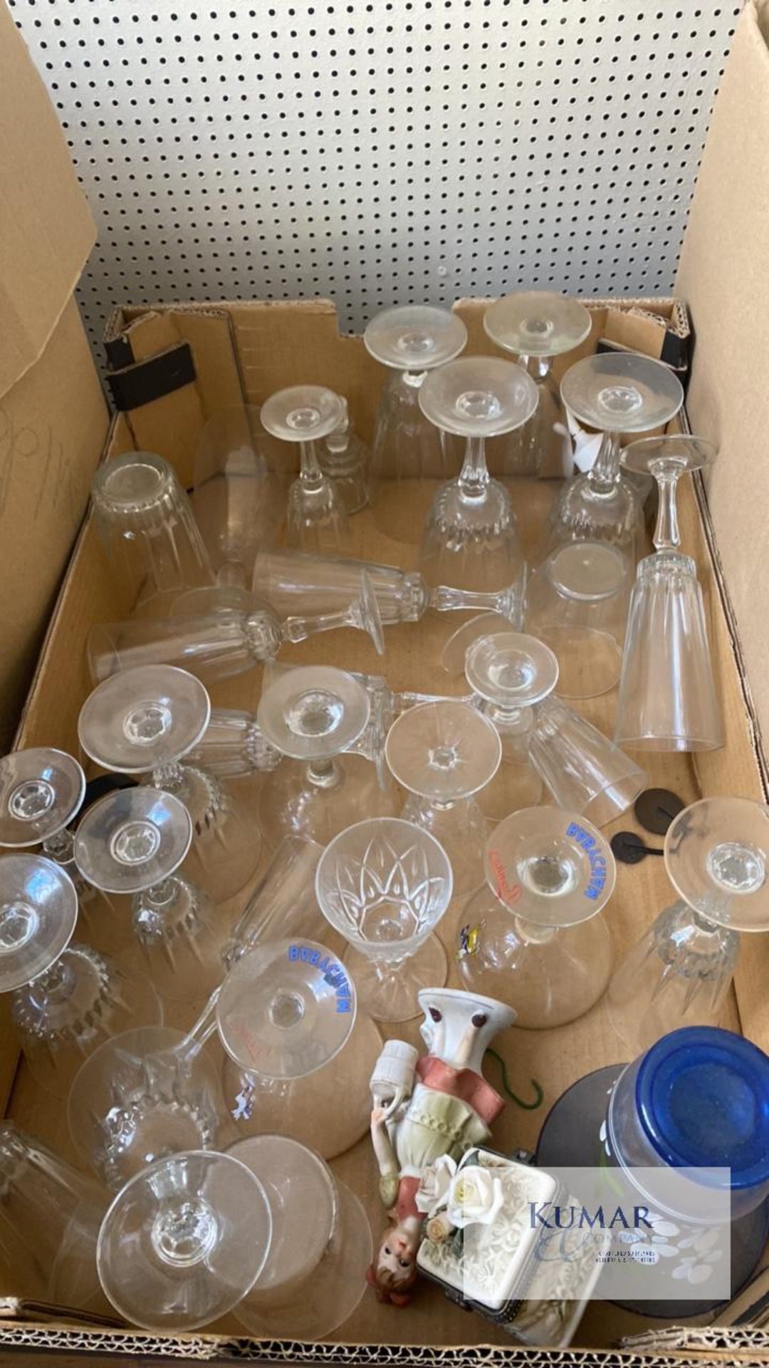Quantity of Glassware to include Cups, Saucers and Plates - Image 5 of 14