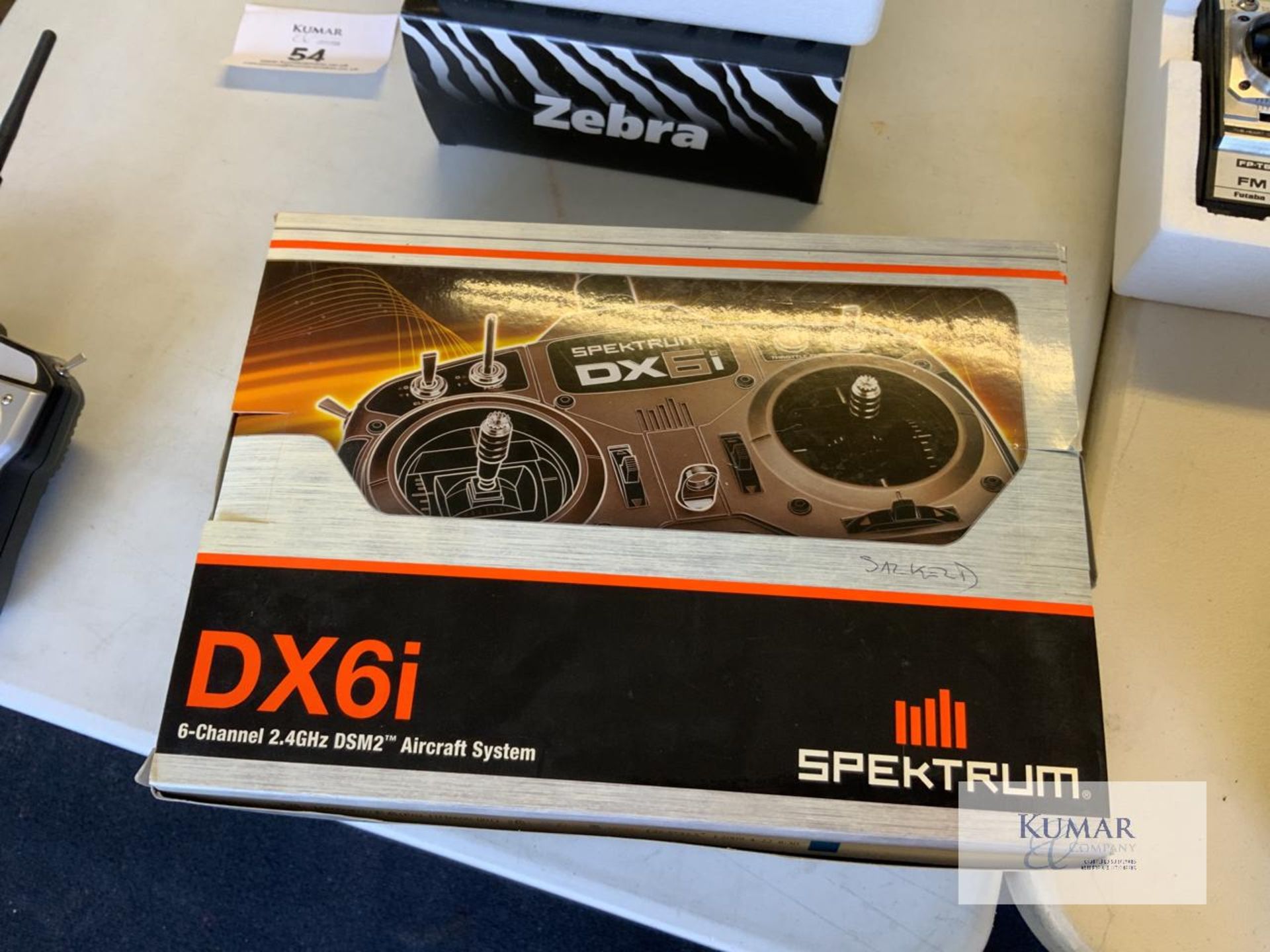 Quantity of Radio Controllers as Listed; Spektrum DX6i 6 Channel 2.4Ghz DSM2 Aircraft System - Image 4 of 14