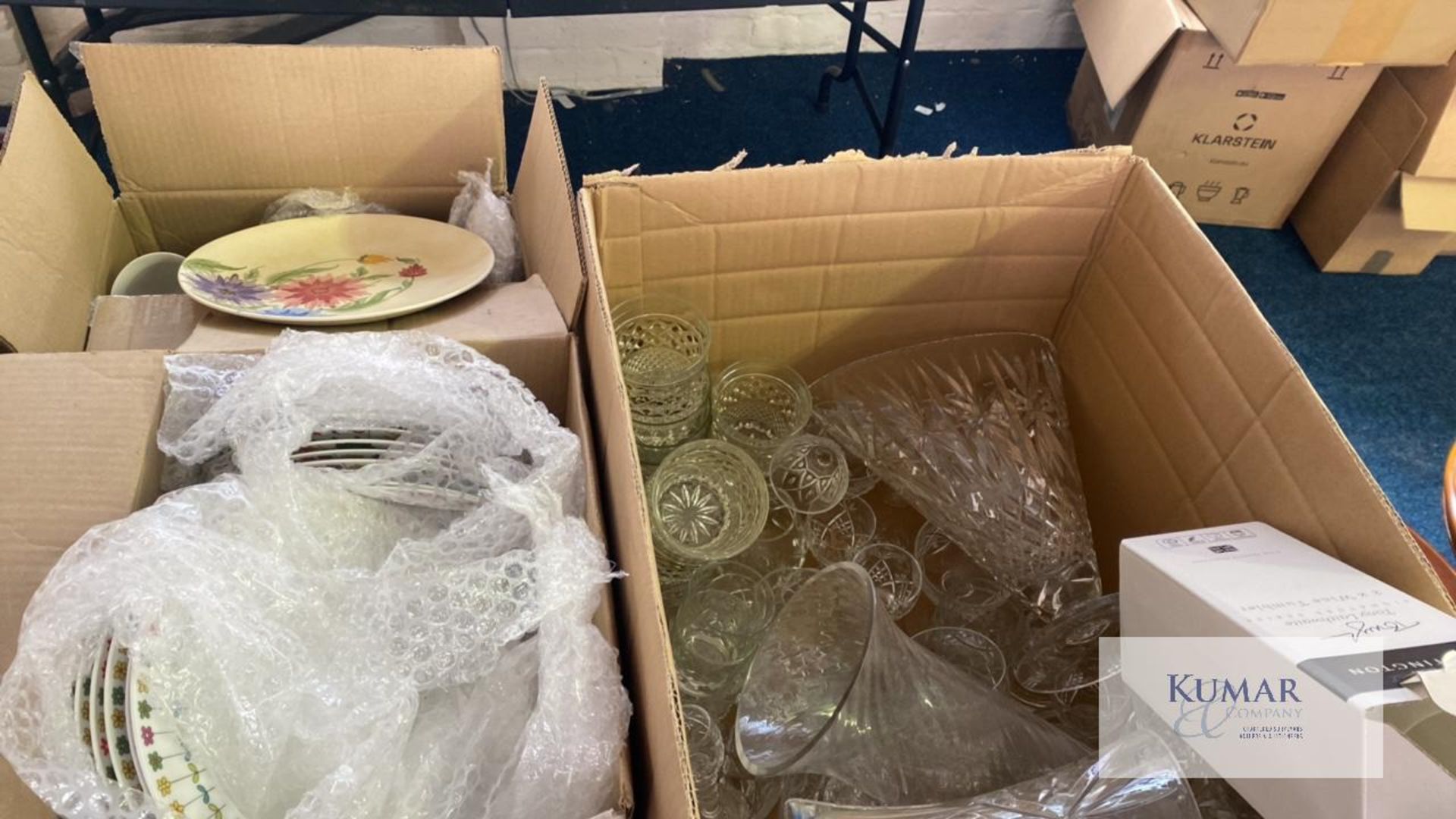 Quantity of Glassware to include Bowls, Cups and Plates - Bild 18 aus 18