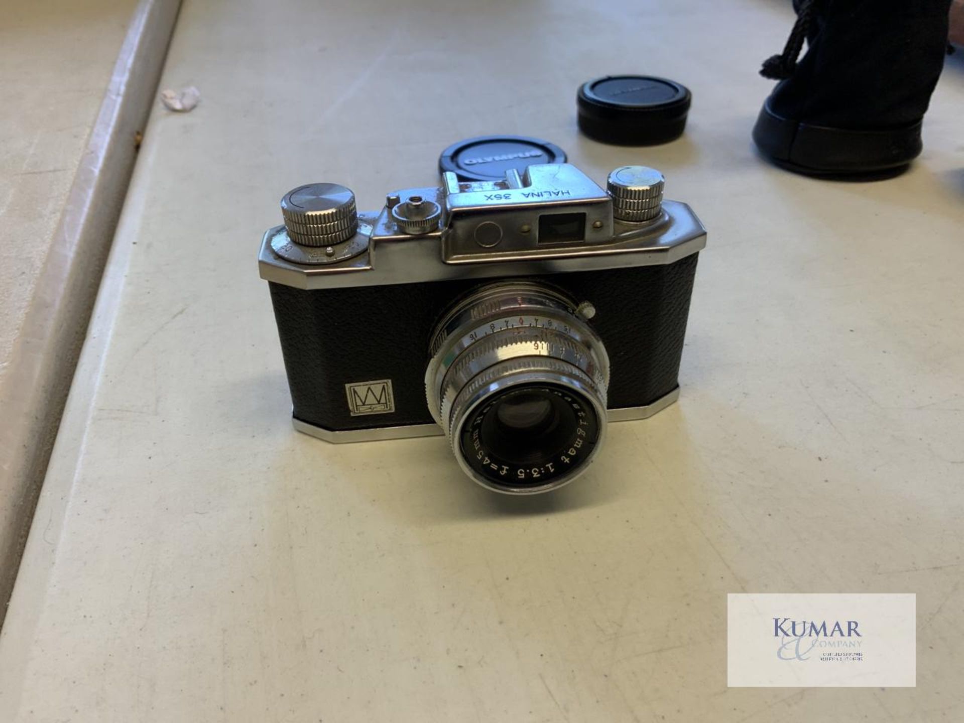 Mixed Lot of Vintage Cameras and Telescope Including; Canon EOS1000F Camera Body, Praktica LTL, - Image 19 of 23
