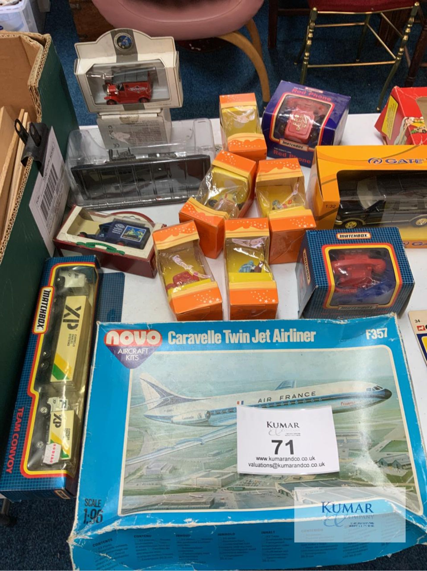 Quantity of Antique Car and Plane Models as shown in pictures - Image 2 of 18