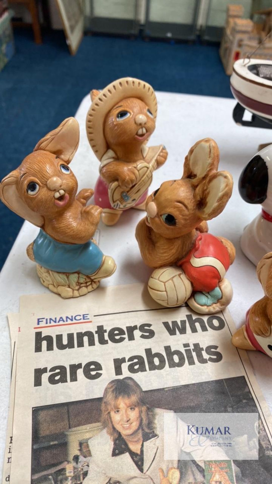 Assorted Bowls and Figures to include Collection of Pendelfin Figurines - Image 4 of 14