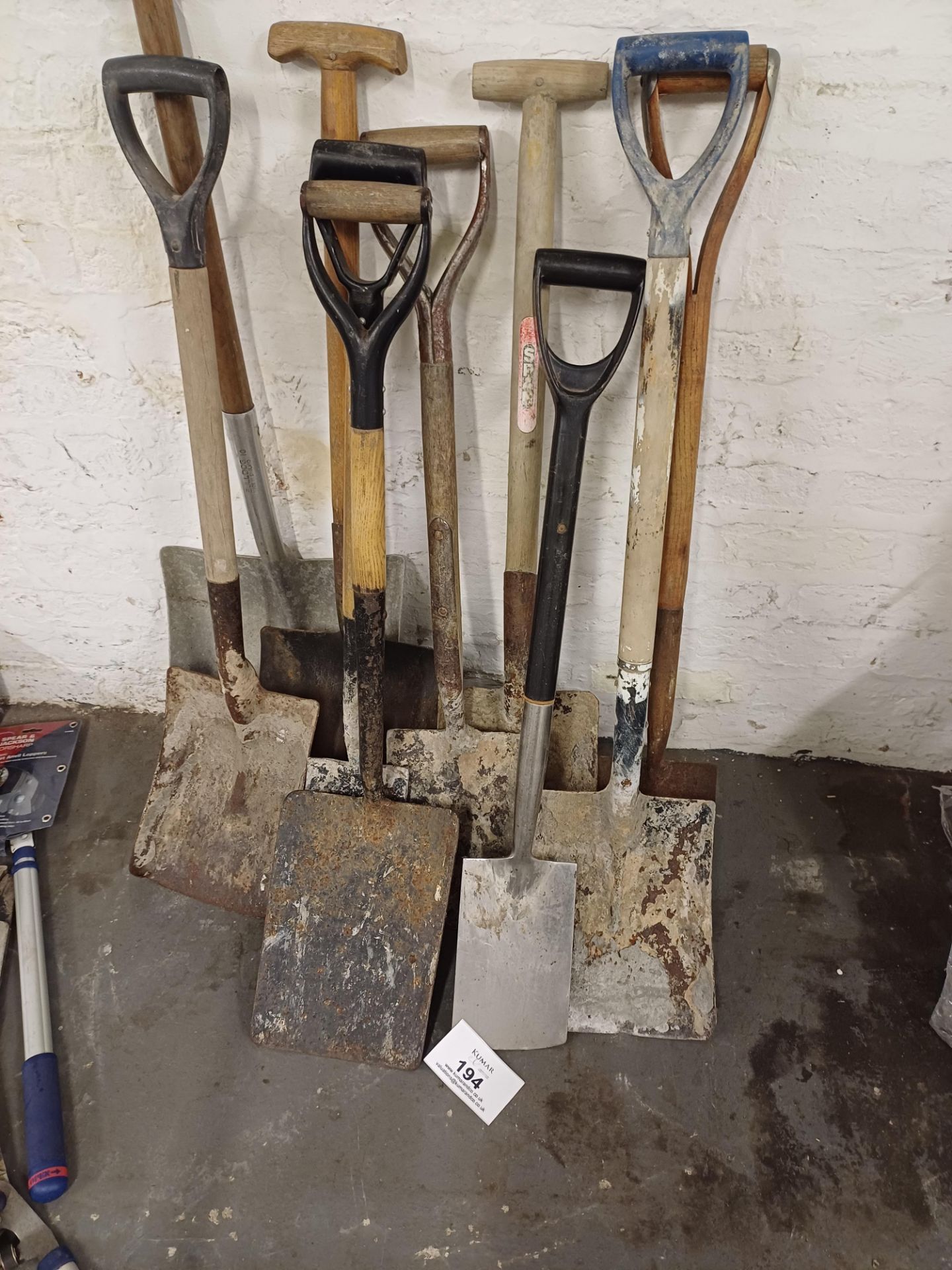 Assorment of Shovels (approx 10)