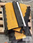 3 of 3-channel ultra heavy duty interlocking cable ramp 0.9m section black/yellow [SWL:6000kg)