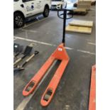 Toyota BT Lifter Pallet Truck