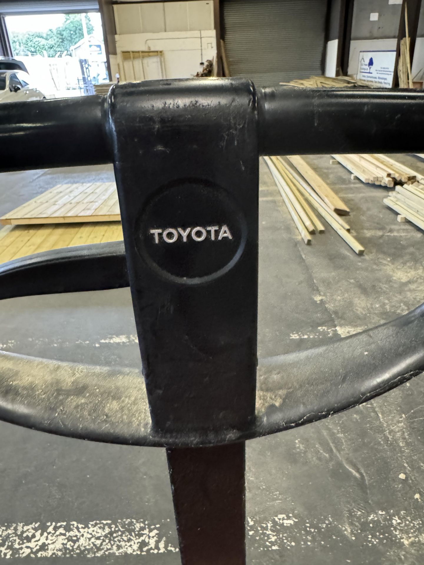 Toyota BT Lifter Pallet Truck - Image 2 of 5