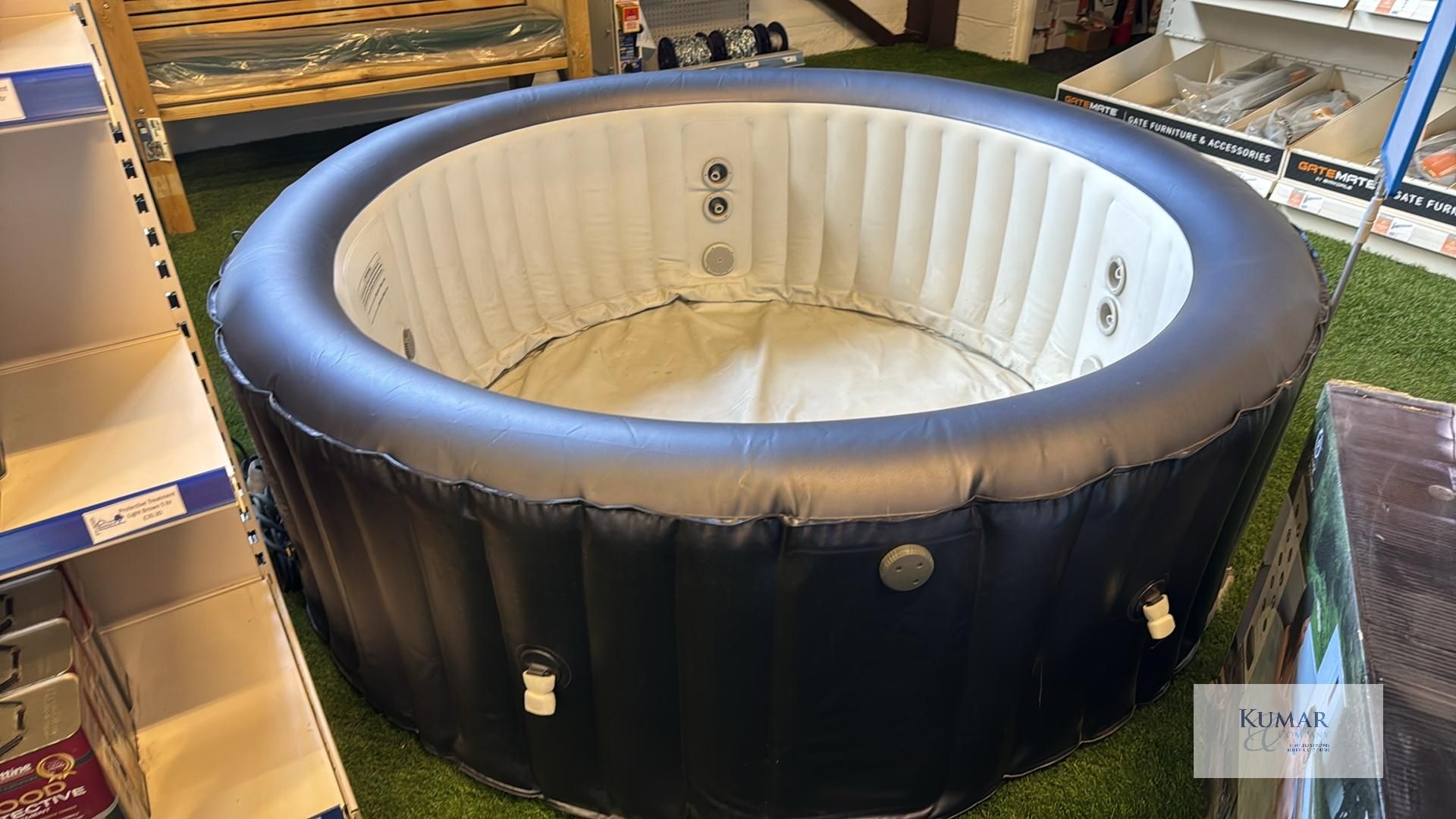 M Spa Carlton Muse Series M- CA061 6 Bather Inflatable Spa Display Model Never Been Used with Box - Image 5 of 13