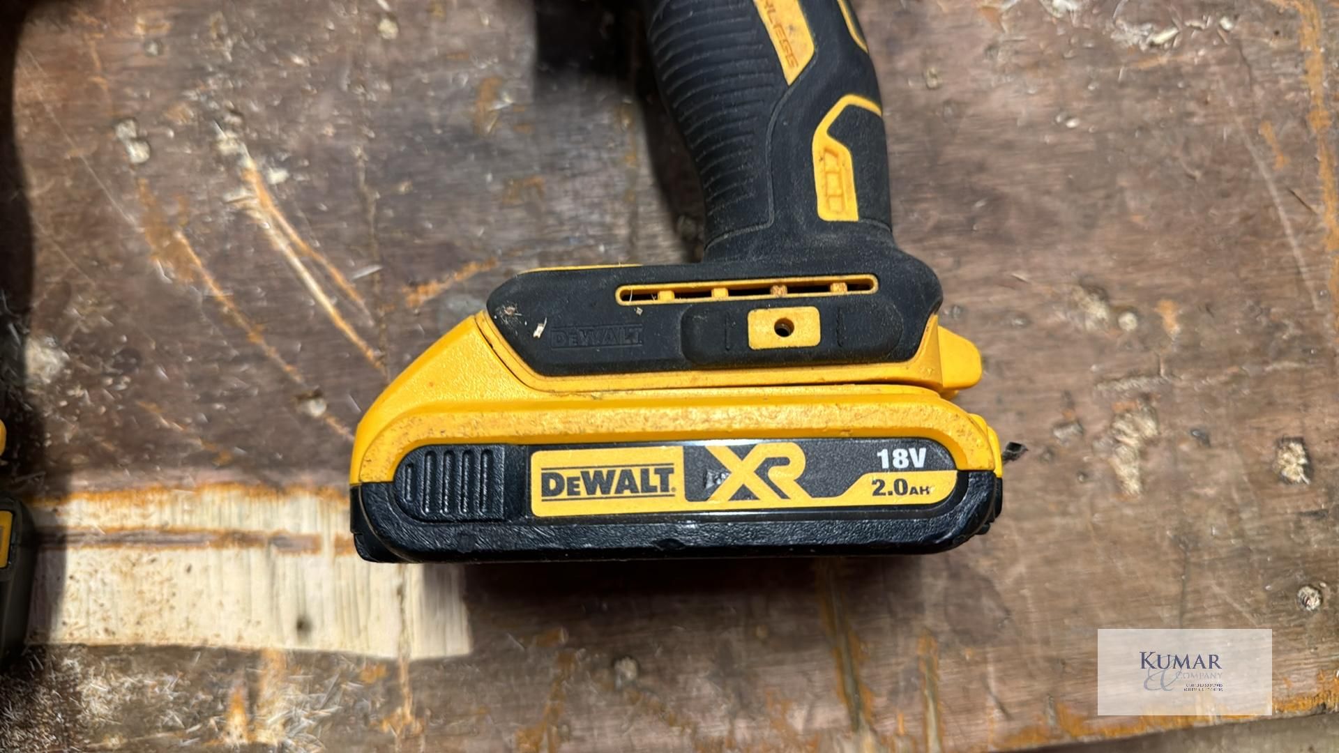 Large Lot of Dewalt Power Tools Comprising - DCP580 Planer with 18v 3.0AH Battery, DCB113 10.8v, - Image 11 of 16