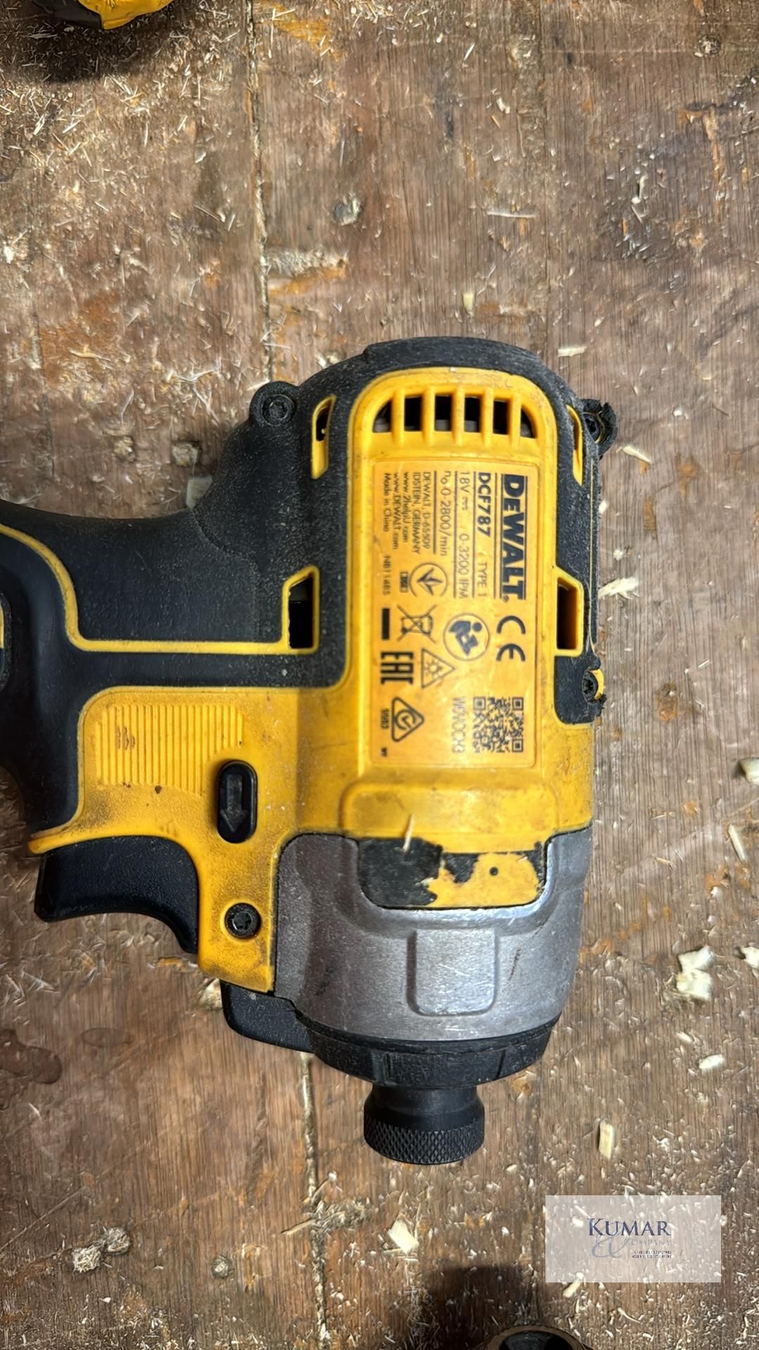 Large Lot of Dewalt Power Tools Comprising - DCP580 Planer with 18v 3.0AH Battery, DCB113 10.8v, - Image 15 of 16