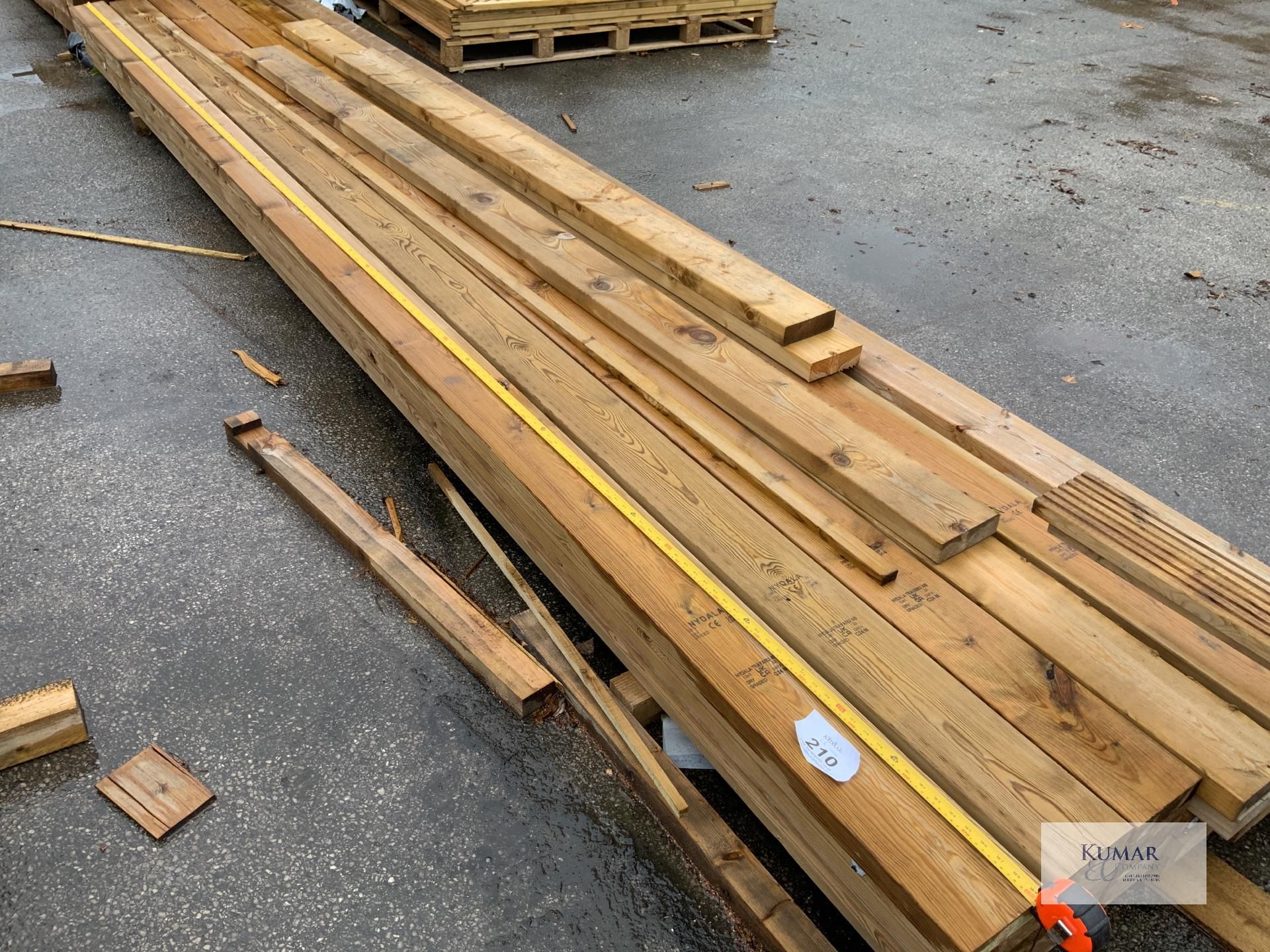 30: Dry Graded C24 4.8m x 14.5cm x 4.5cm Joists