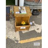 Parcel Store with Planter, Sizes (W x D x H) 0.5m x 0.57m x 0.69m RRP £109.99