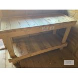 Wooden Work Bench Sizes, 153cm x 60cm x 90cm - Lot Location in Lot 99