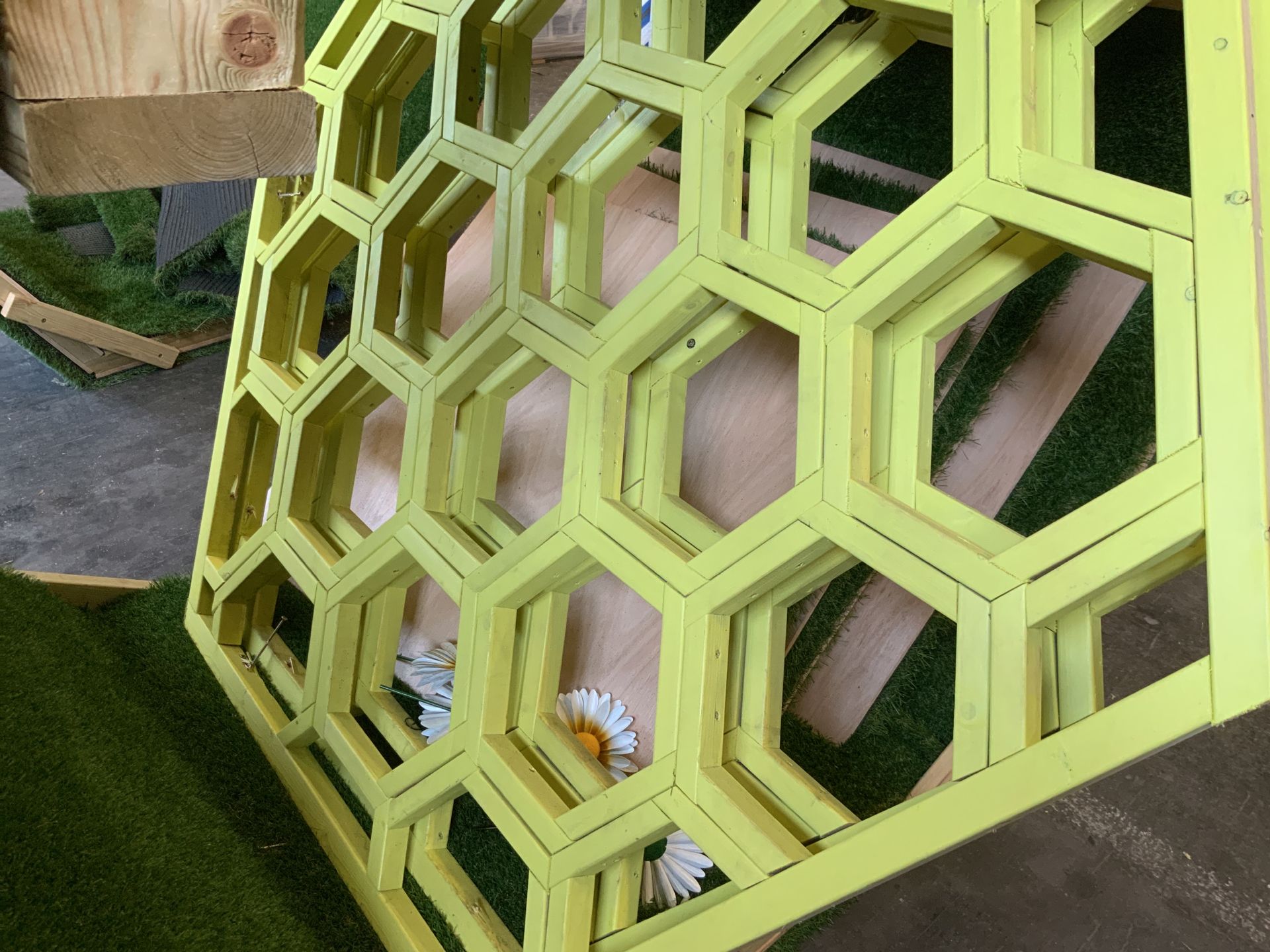 3: Timber Structures . Appear to be children’s play area themed “ take a Bee selfie “  Unknown if - Image 7 of 10
