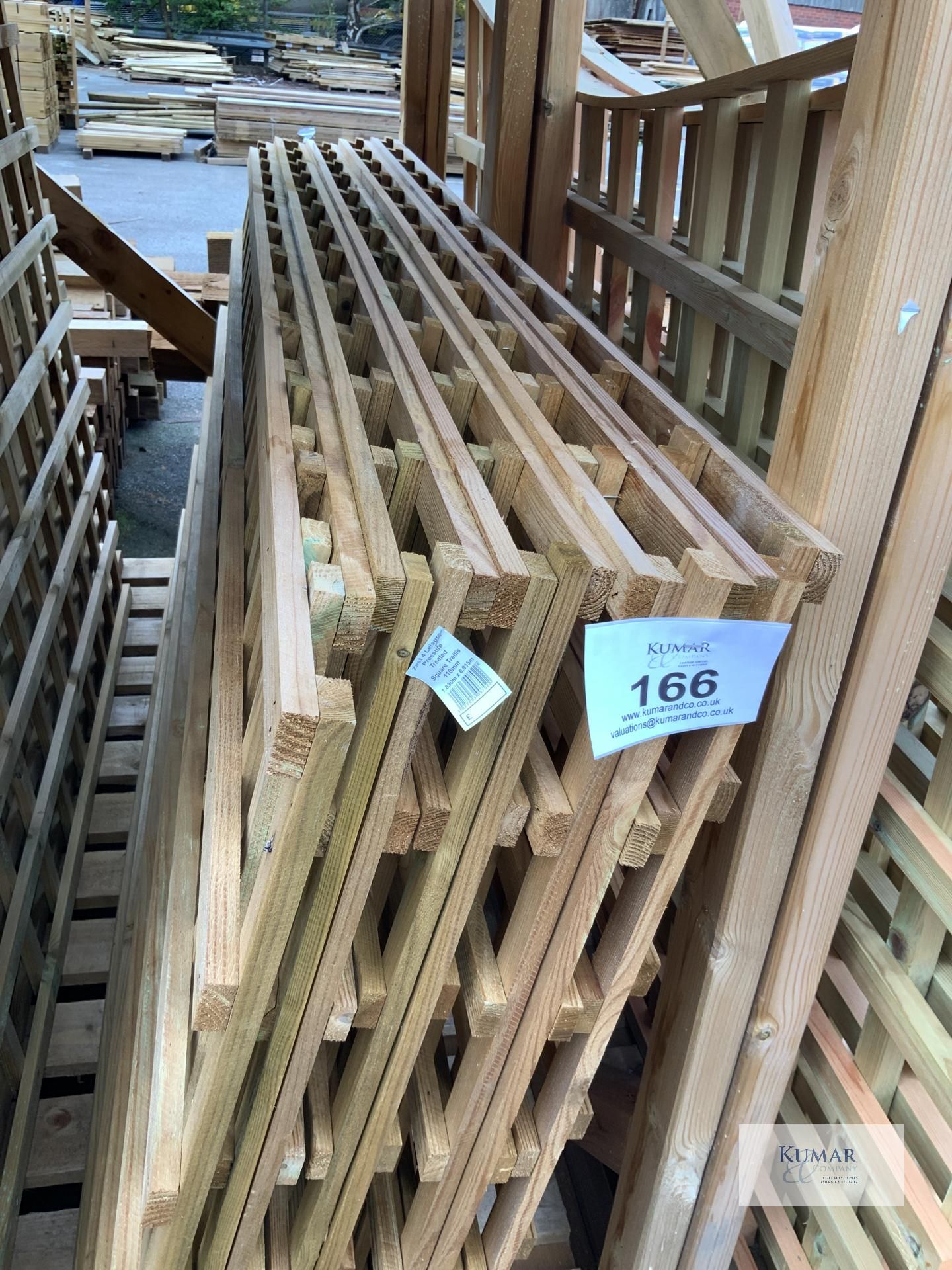 10: 110mm 6Ft x 3ft Square Trellis RRP £20.99