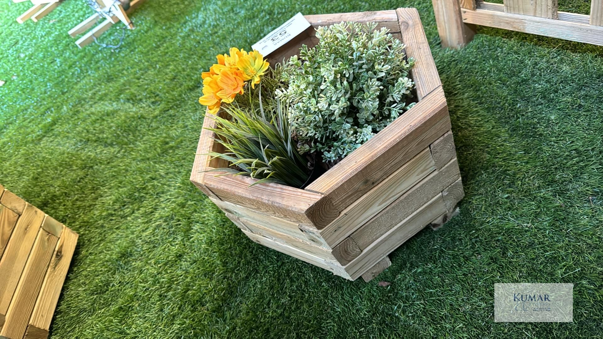 Marford Hexagonal Single Planter - Image 3 of 5