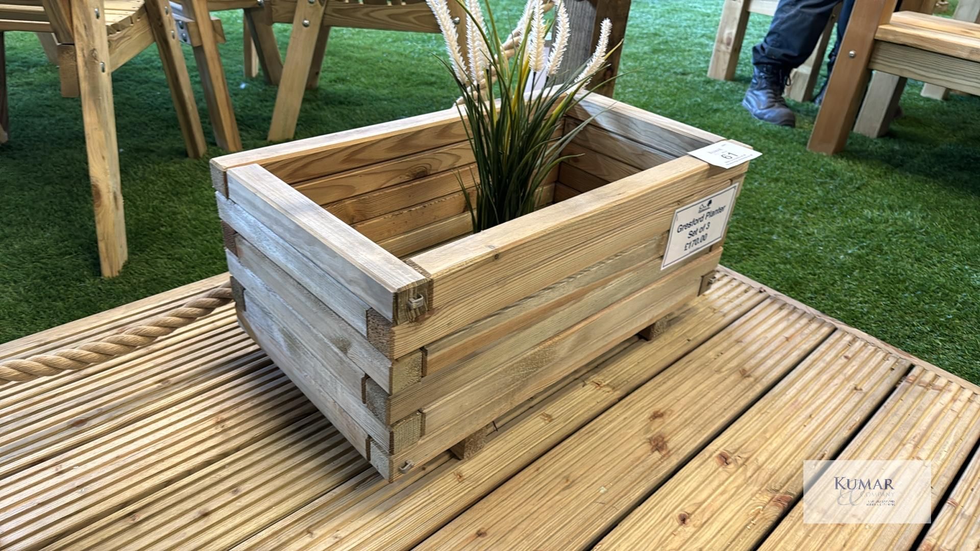 Gresford Rectangular Single Planter, Sizes (W x D x H) 0.8m x 0.5m x 0.42m - Image 3 of 5