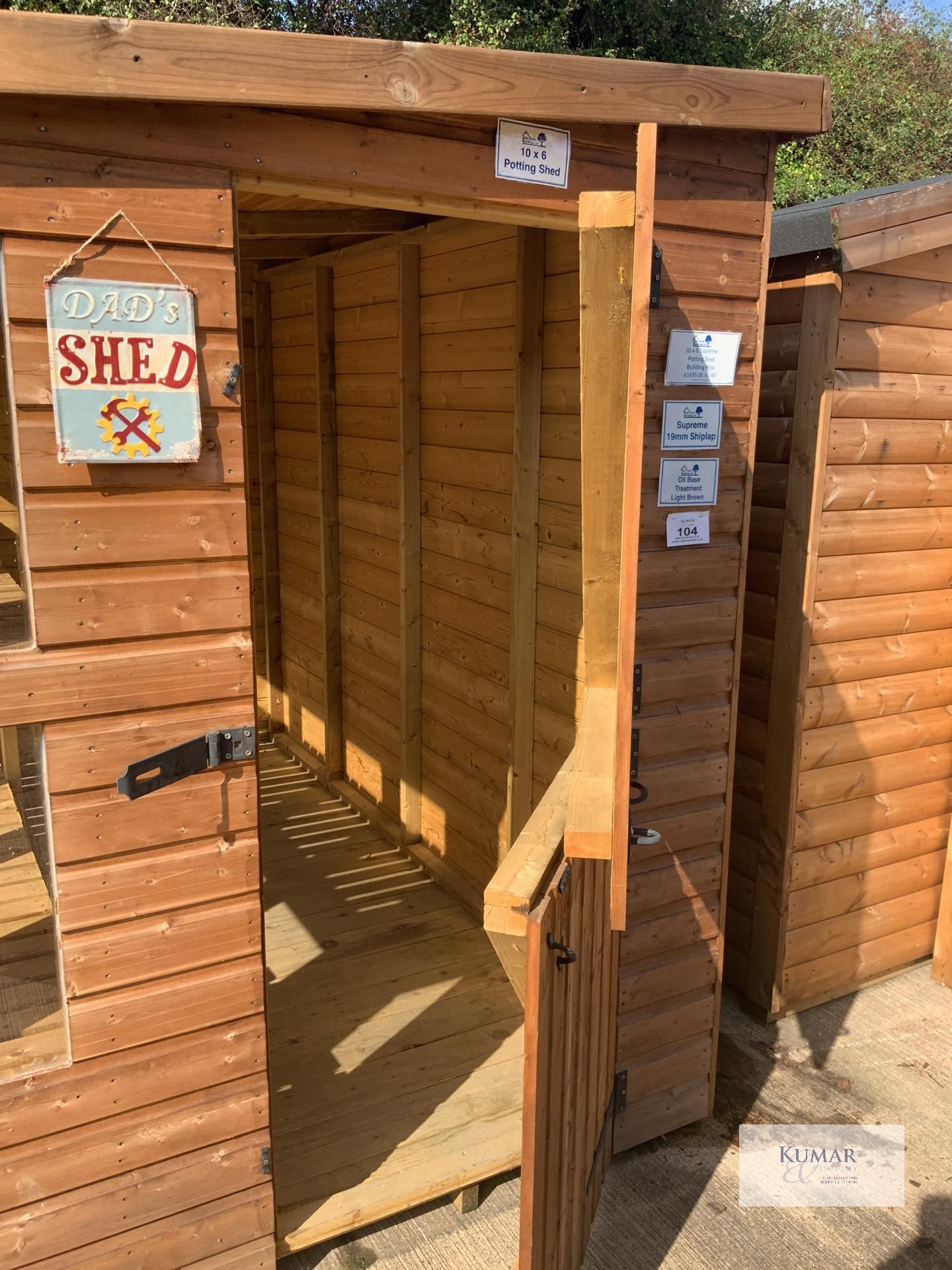 10 x 8 Supreme Potting Shed with Windows, Supreme 19mm Shiplap, Oil Base Treatment Light Brown, - Image 7 of 12