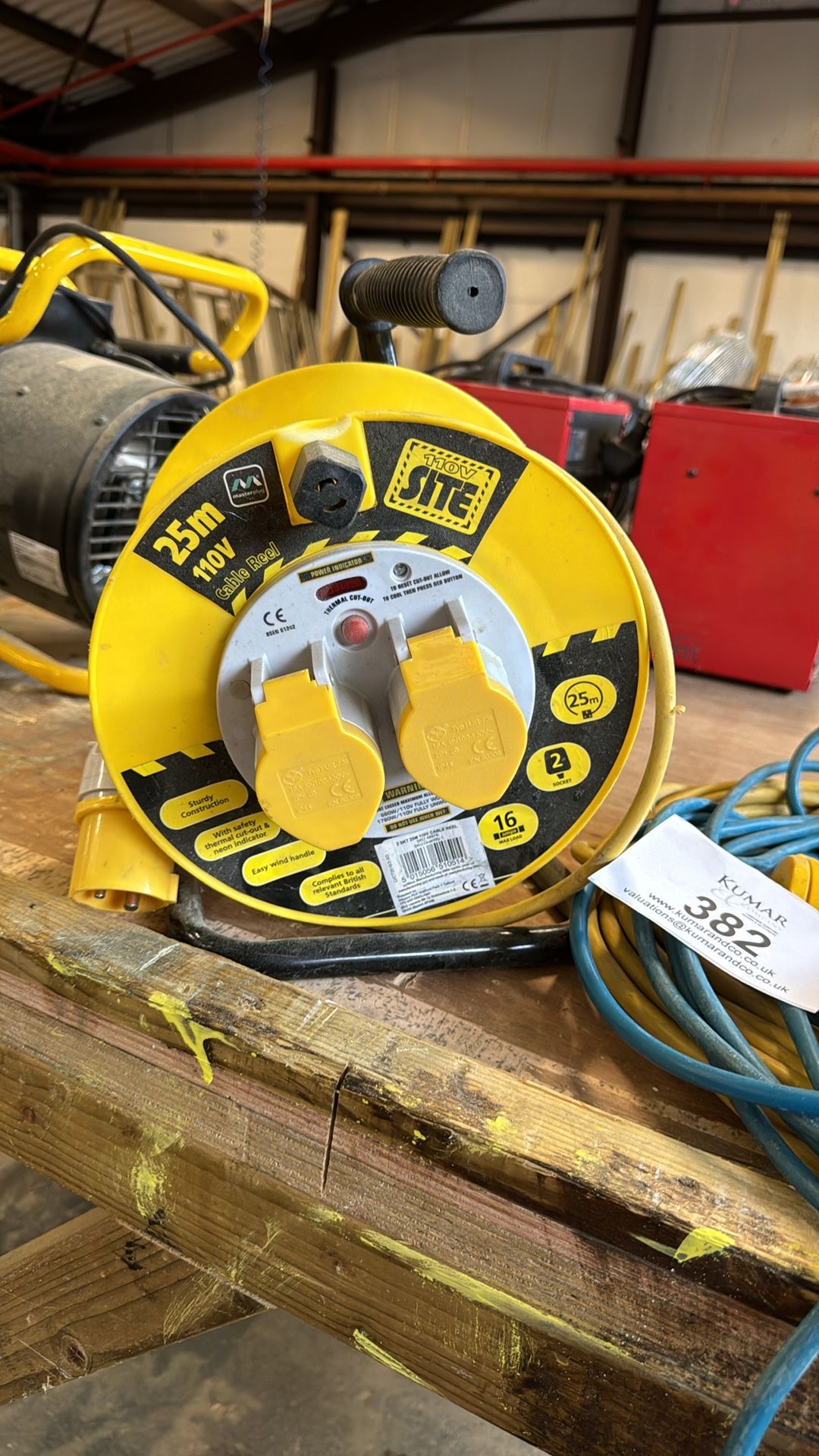 Site 25m 110V Extension Reel with Various Extension Cables - Image 2 of 5