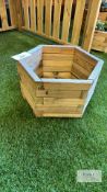 Marford Hexagonal Single Planter