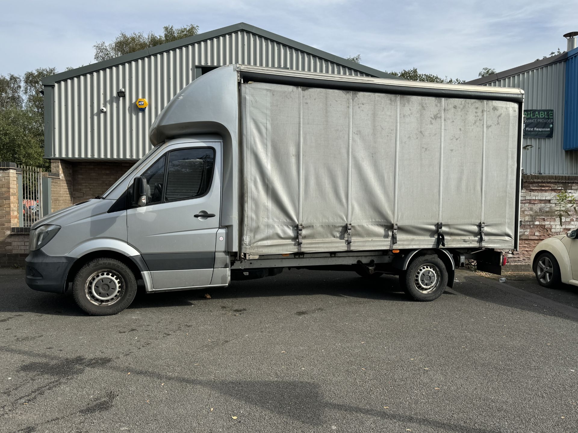 2015 - LWB Curtain Side Mercedes Sprinter 313 CDI Van - Image 2 of 52