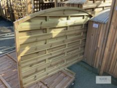 10: 6ft x 4ft San Remo Bow Top Fence Panel RRP £67.99